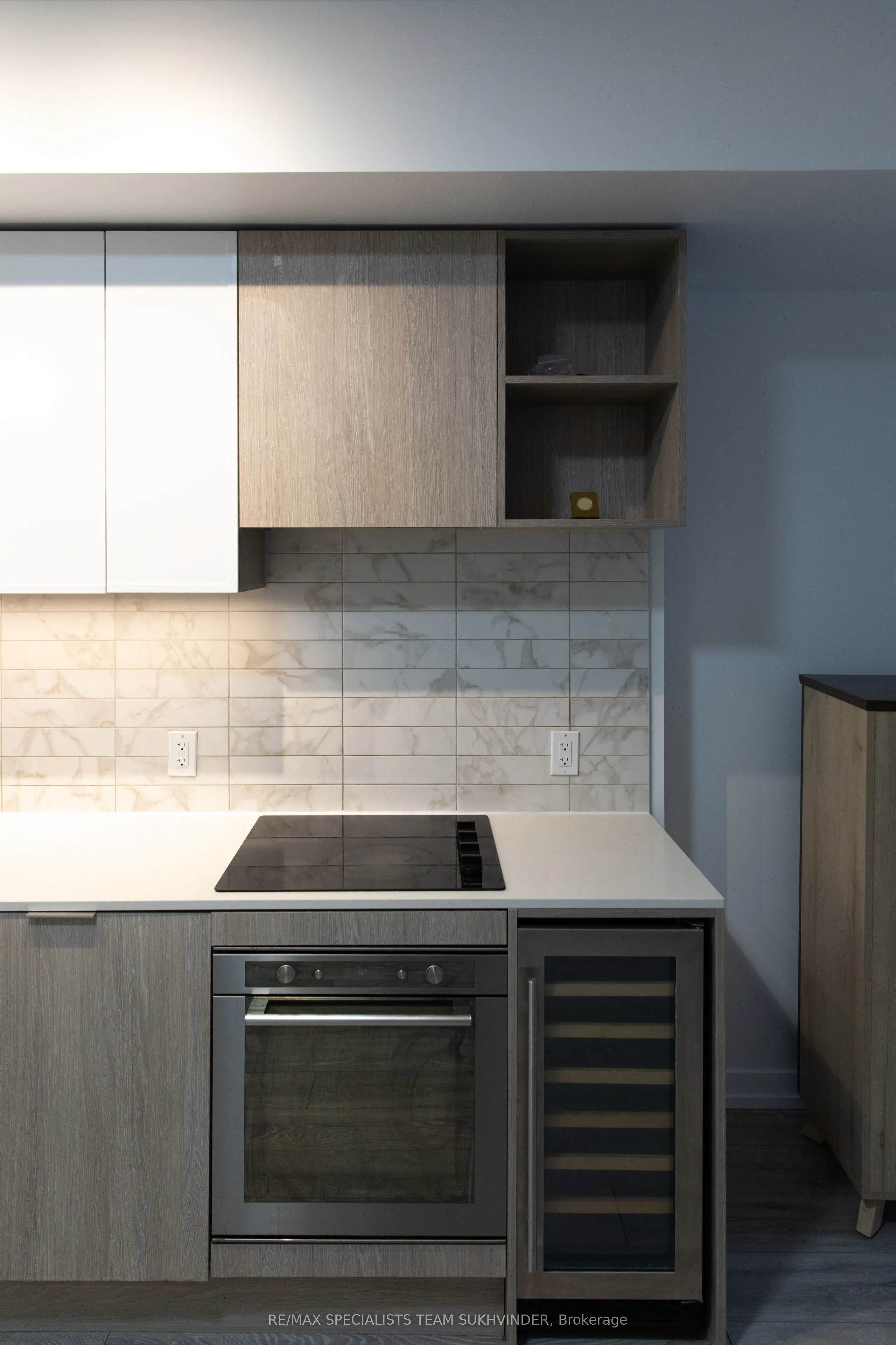 2020 Bathurst Street #637