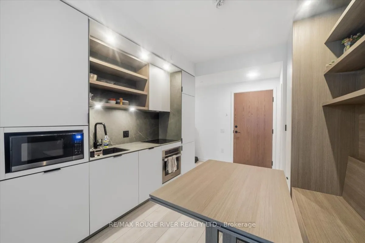 55 Charles Street E #3808