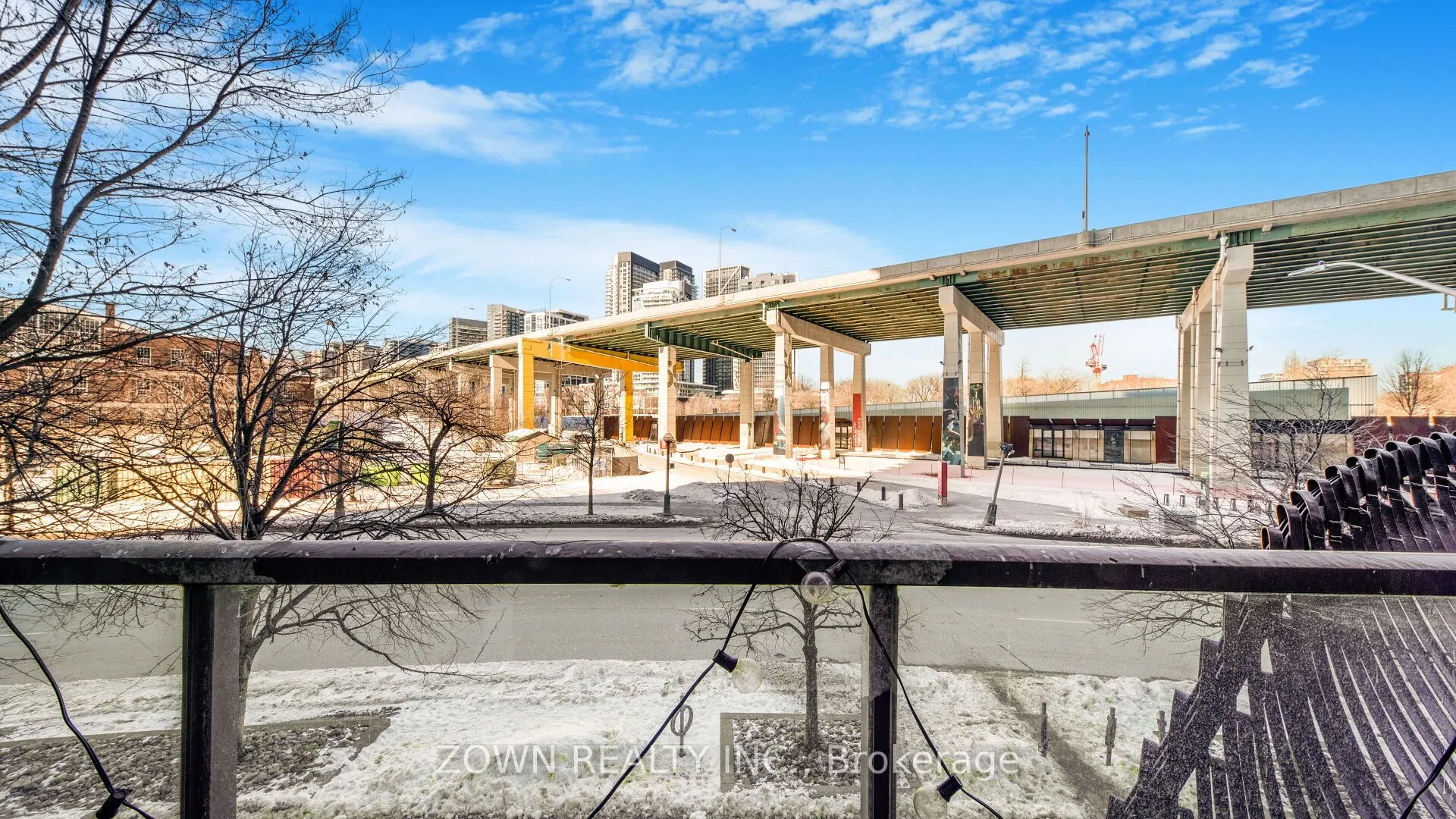 231 Fort York Boulevard #220