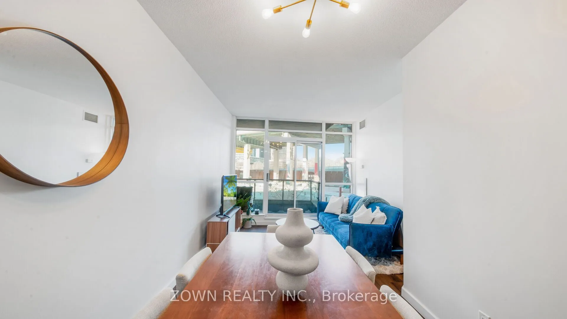 231 Fort York Boulevard #220