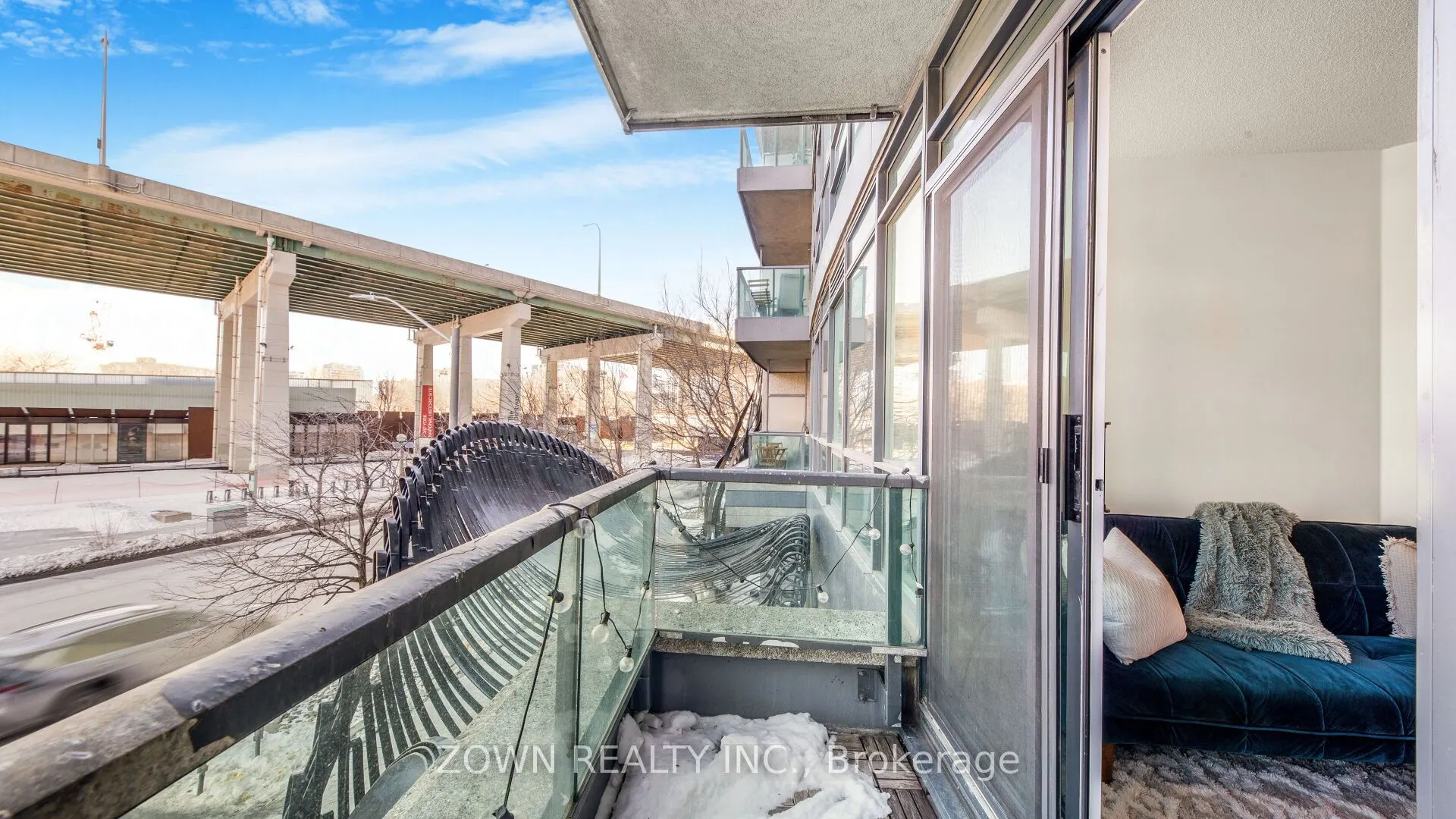 231 Fort York Boulevard #220