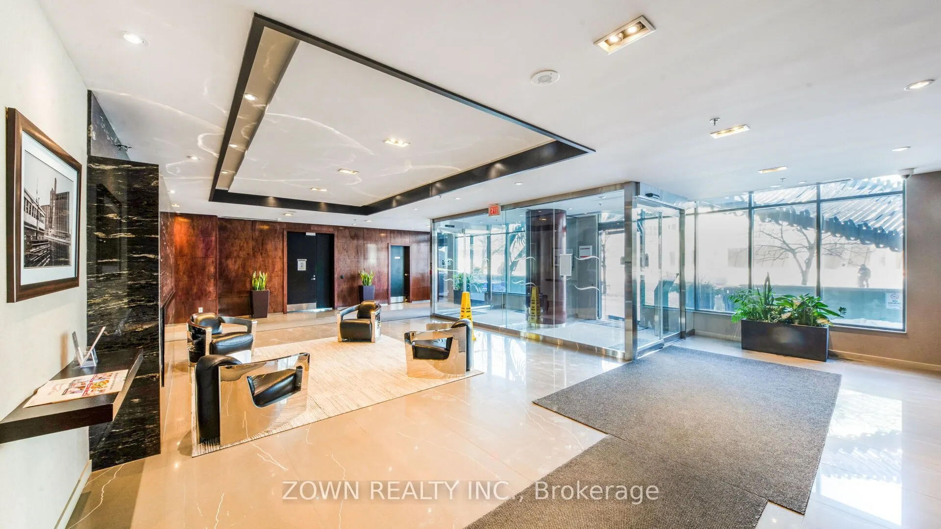 231 Fort York Boulevard #220
