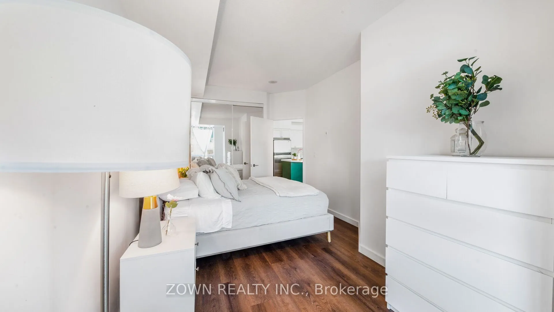 231 Fort York Boulevard #220
