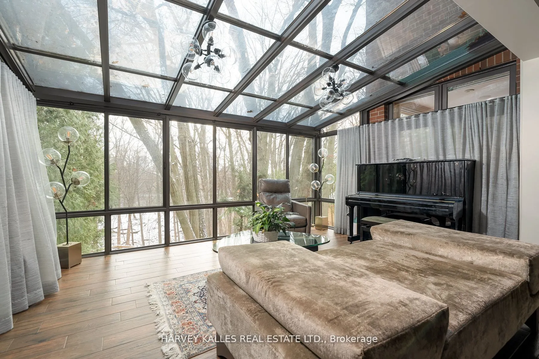 7 Ridgewood Road