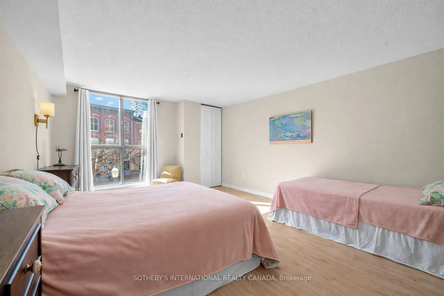 35 Church Street #202