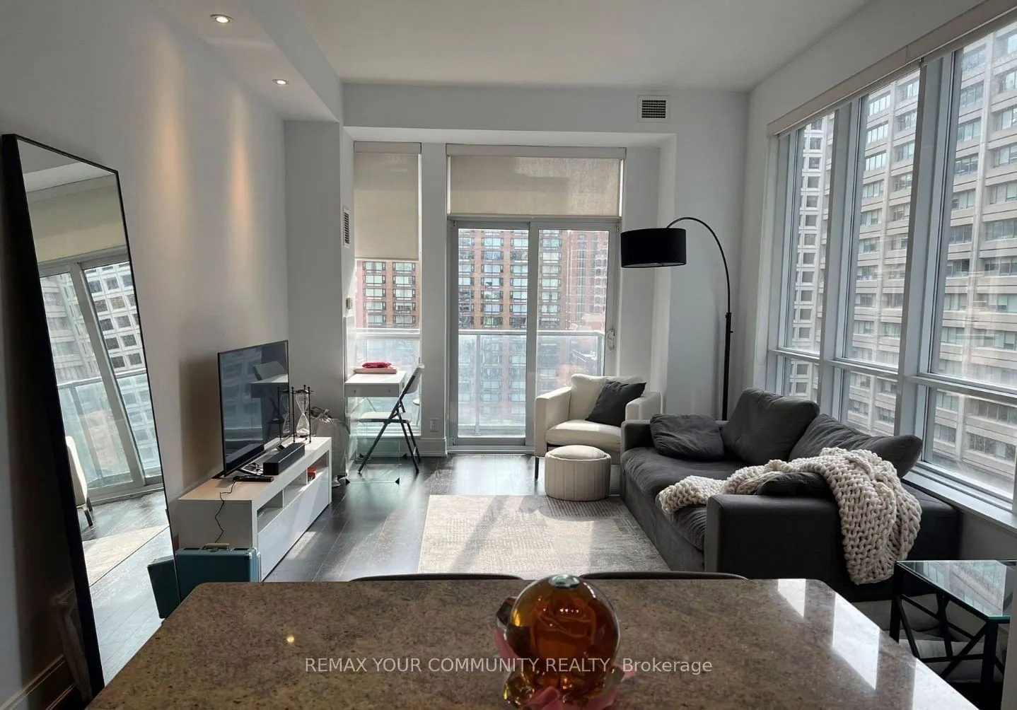 21 Balmuto Street #1106