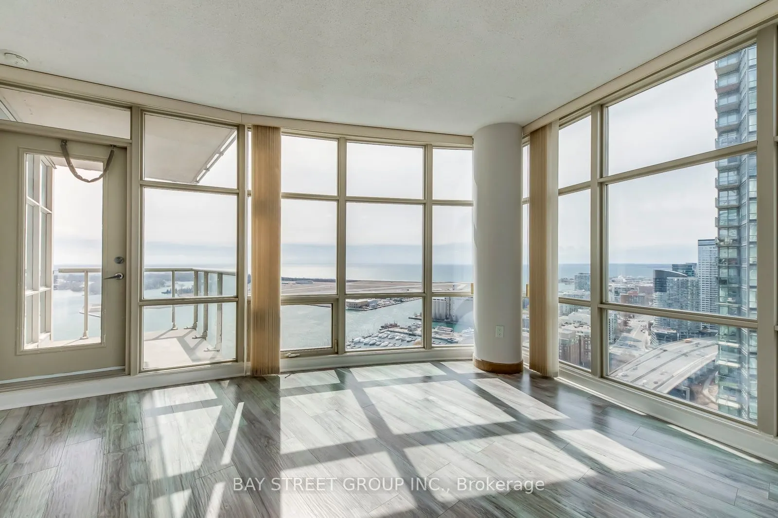35 Mariner Terrace #3912