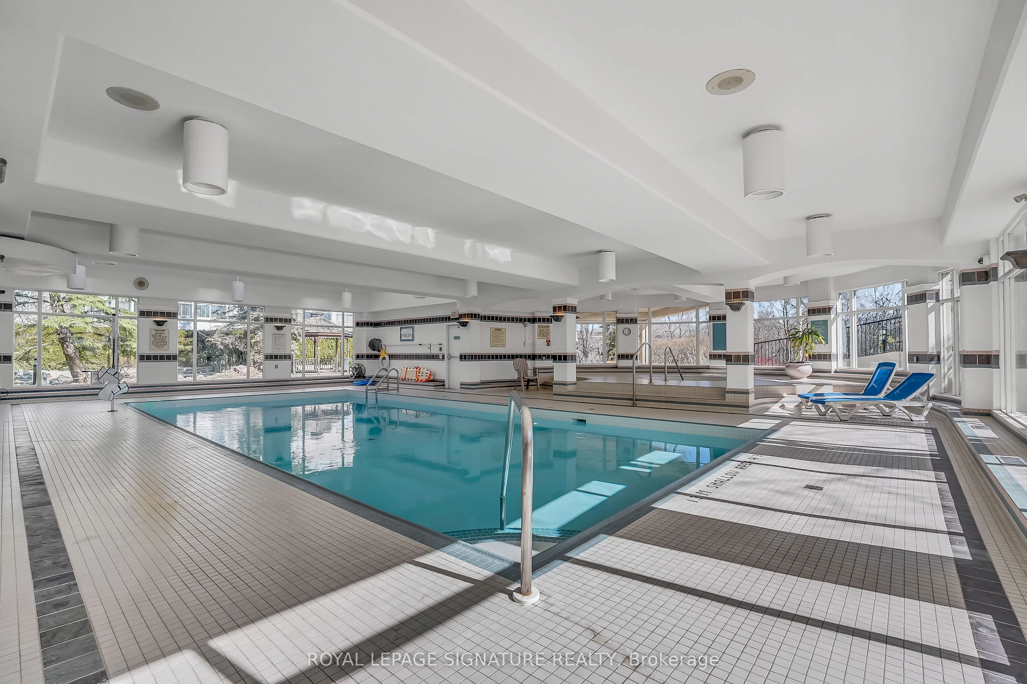 18 Concorde Place #411
