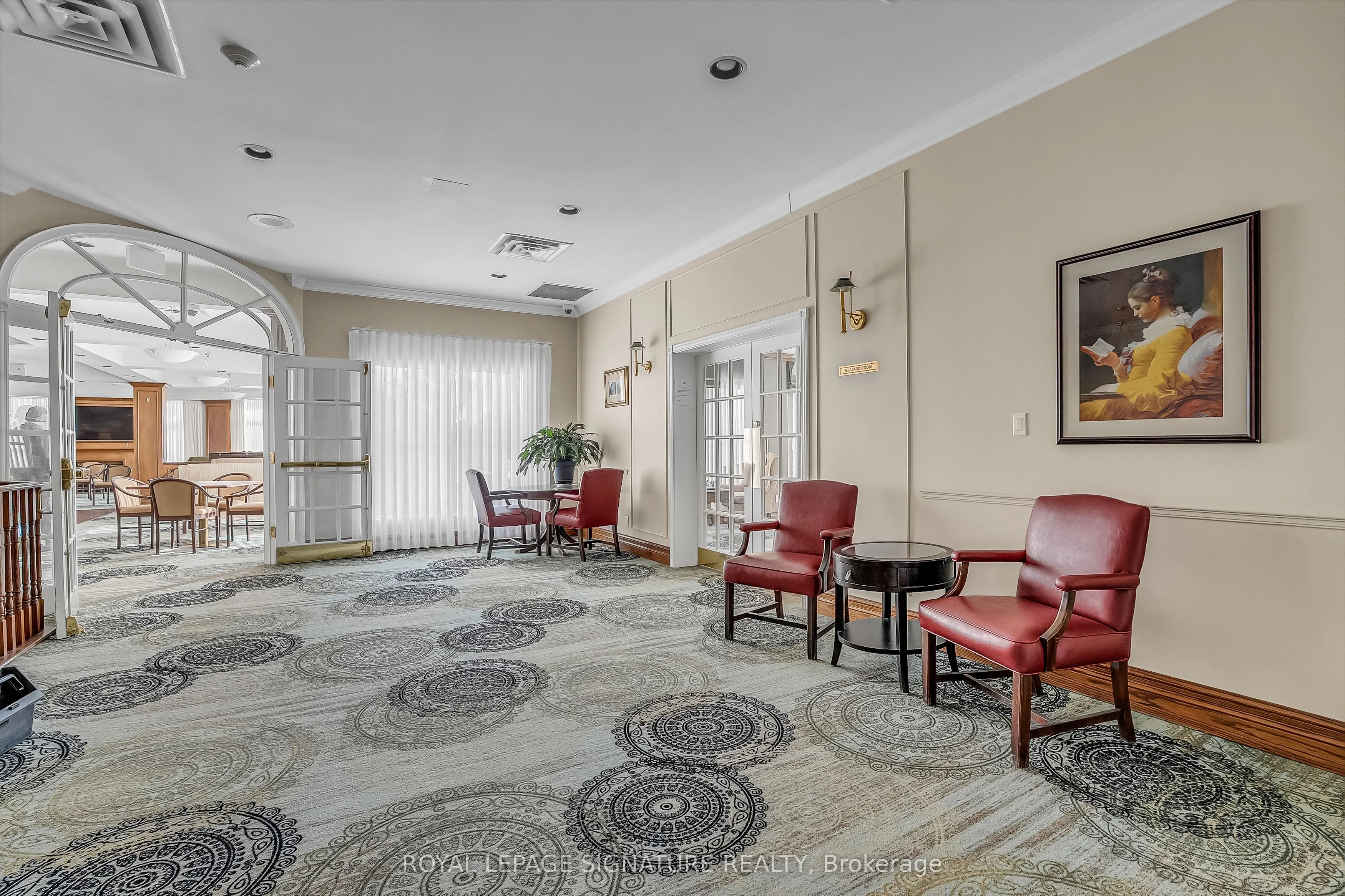 18 Concorde Place #411