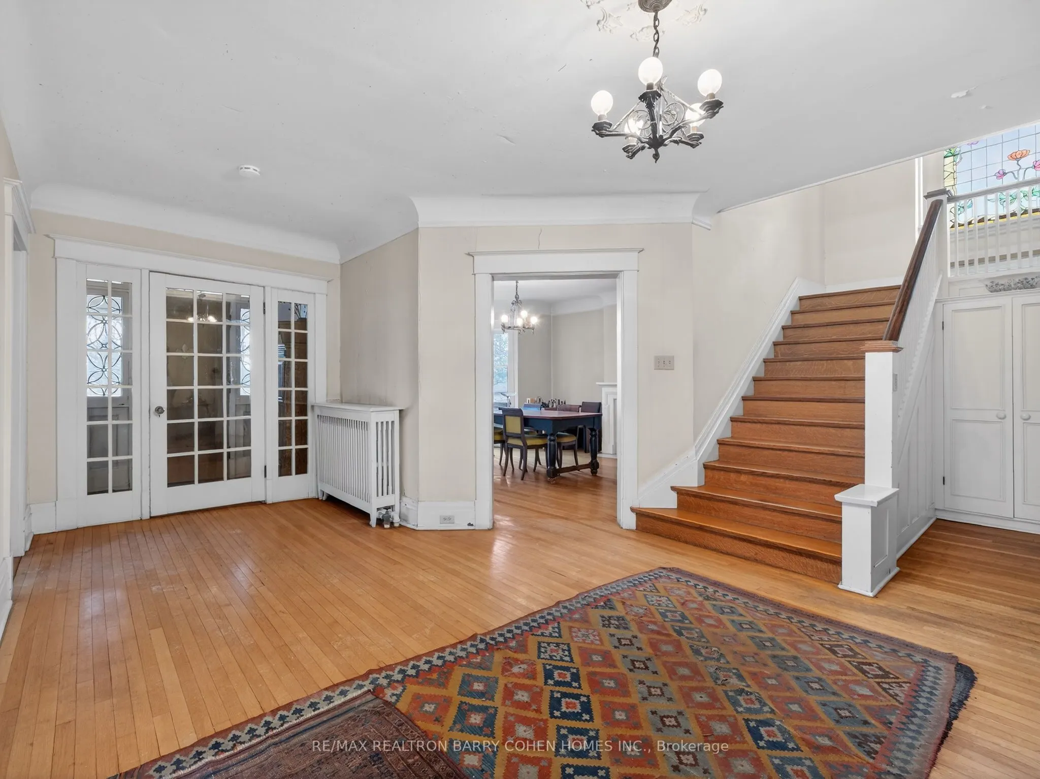27 Old Yonge Street