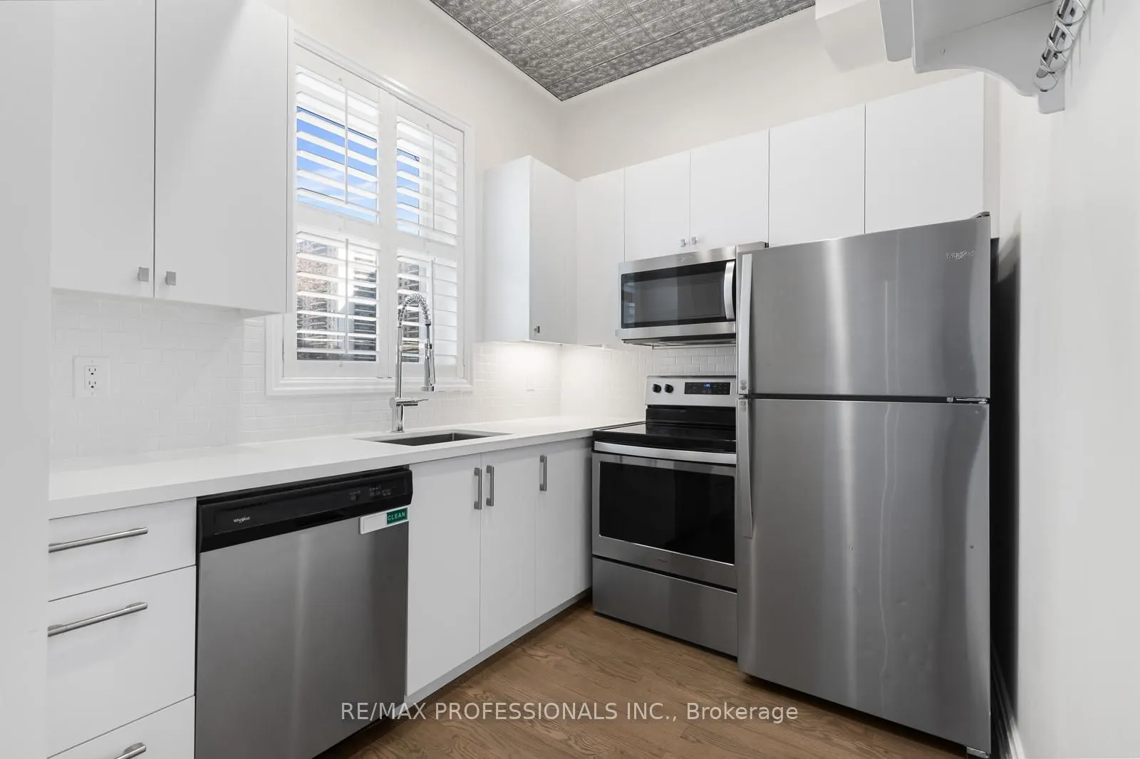 253 Wellesley Street E #C