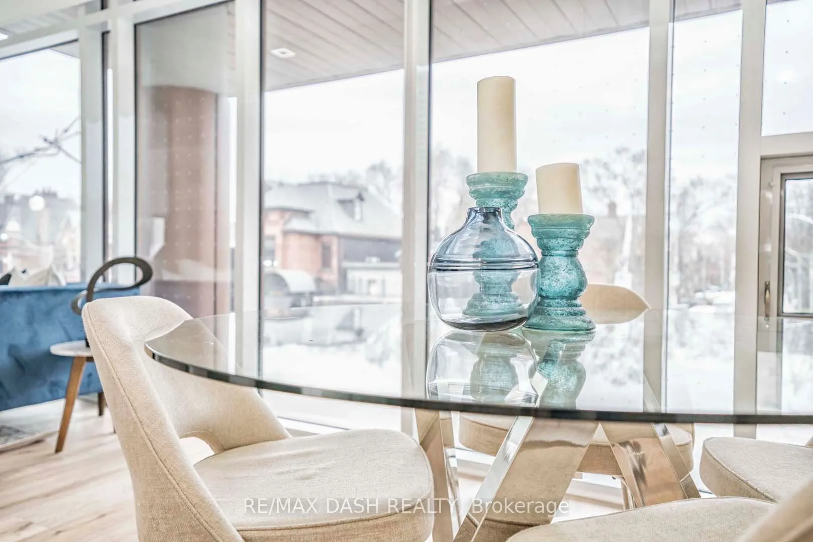 151 Avenue Road #205
