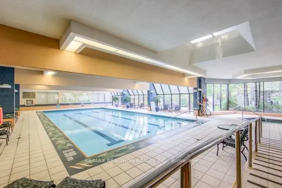 85 Skymark Drive #502