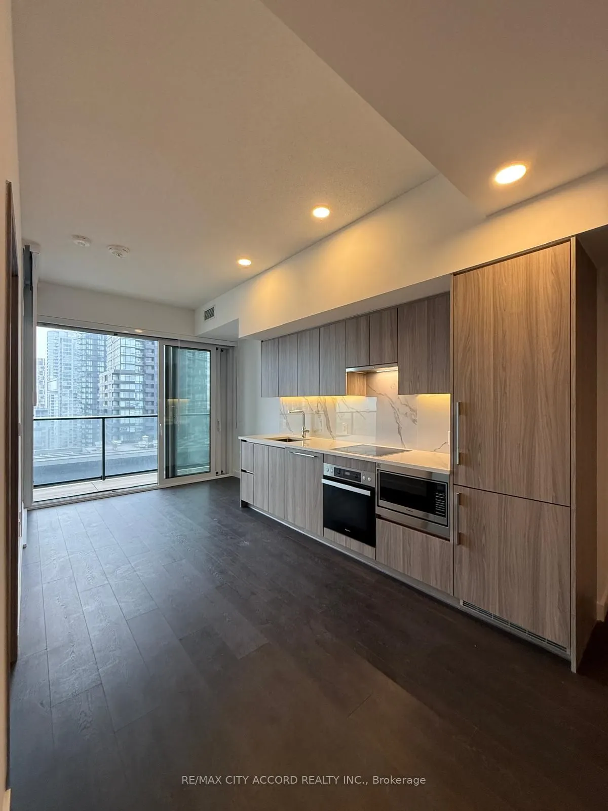3 Concord City Place Way #2501