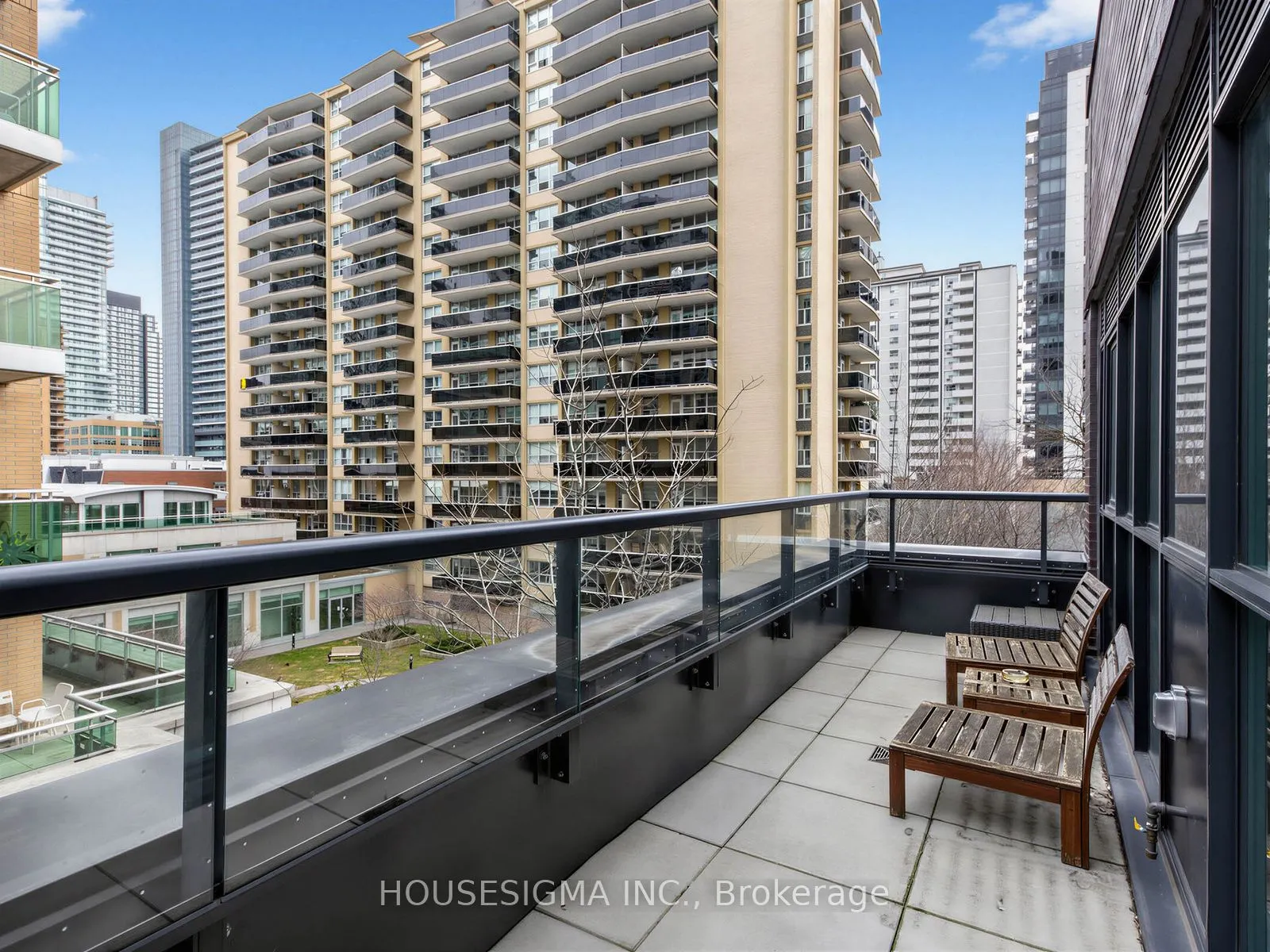 11 Lillian Street #310