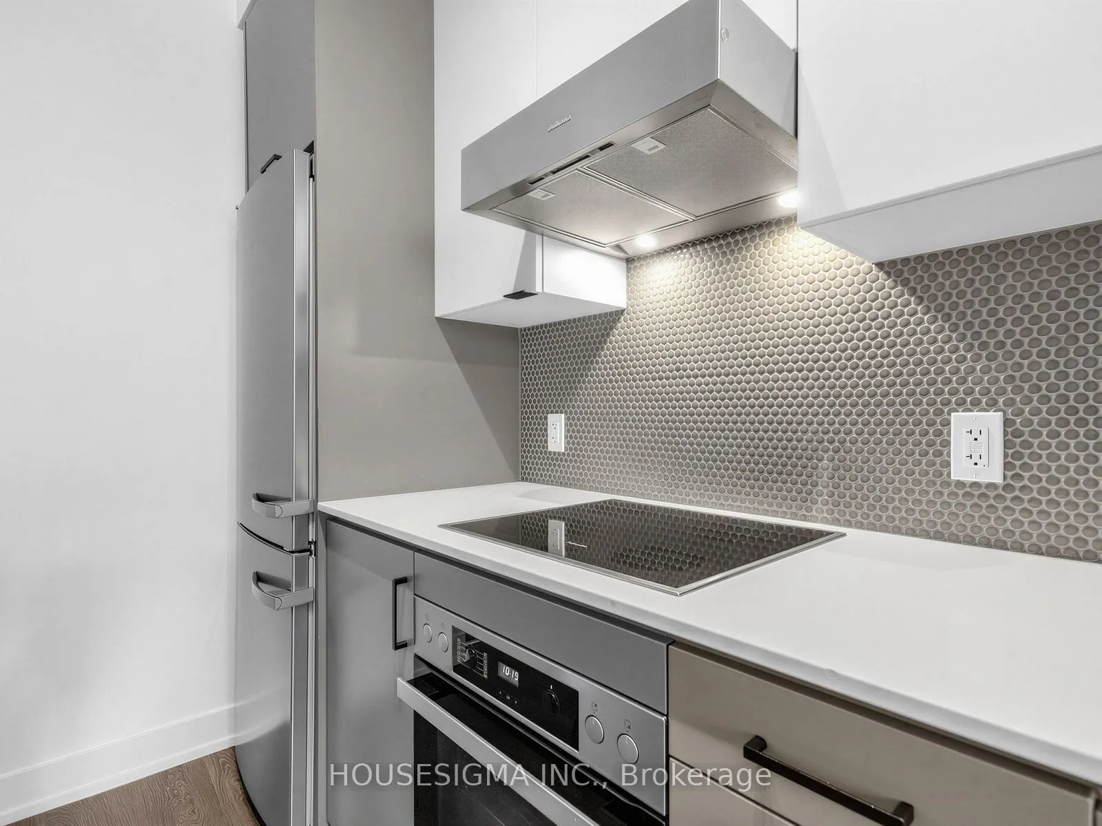 11 Lillian Street #310