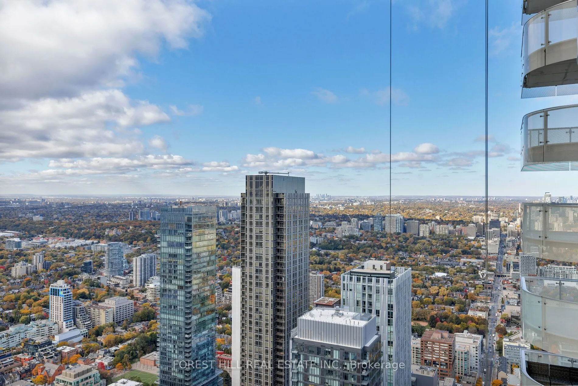 1 Bloor Street E #6805