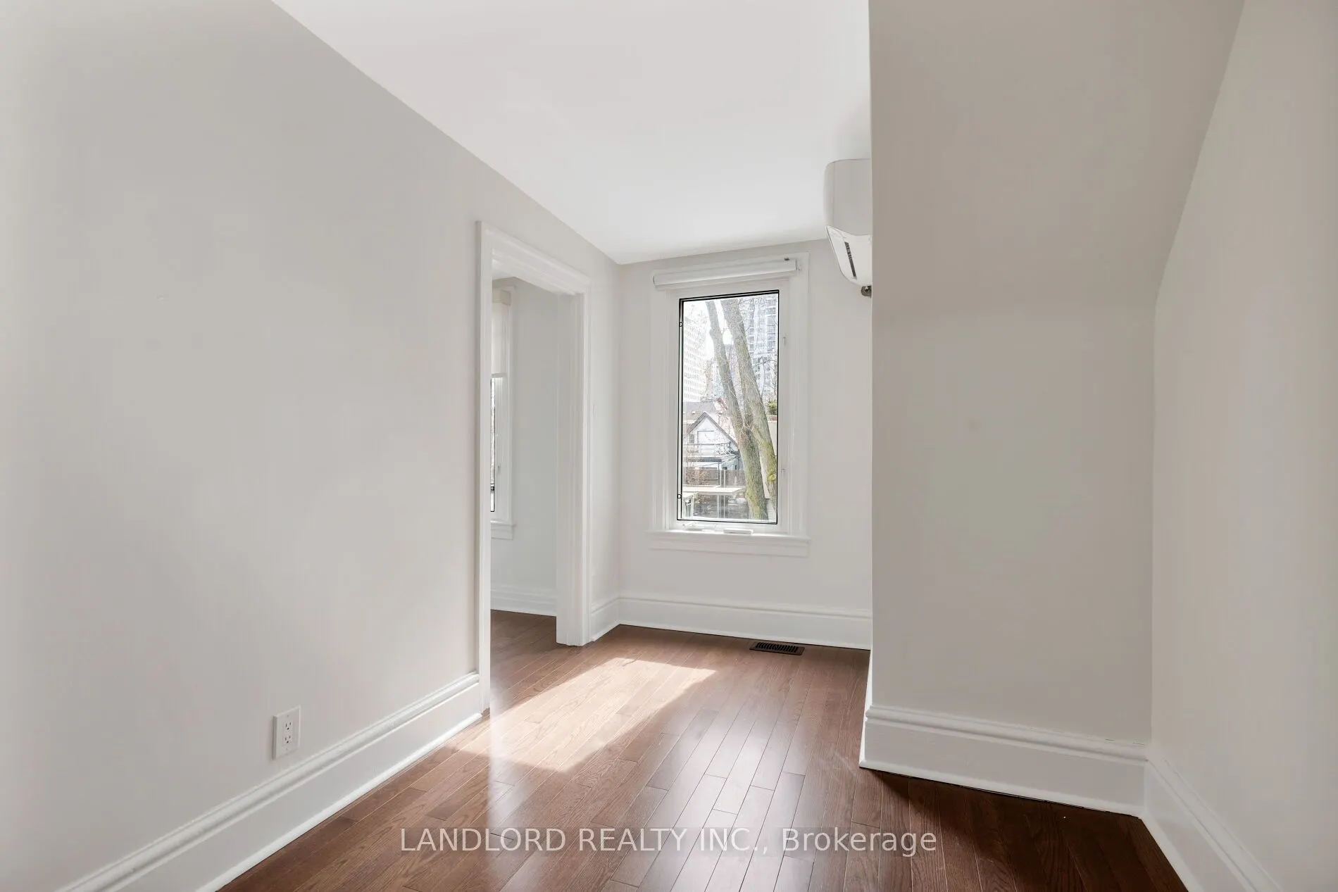 107A Scollard Street