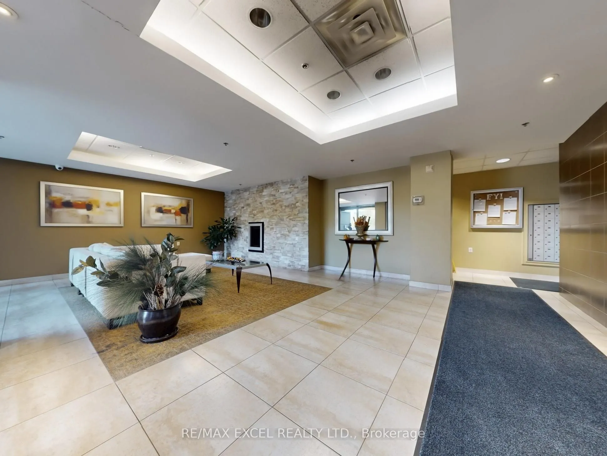920 Sheppard Avenue W #711