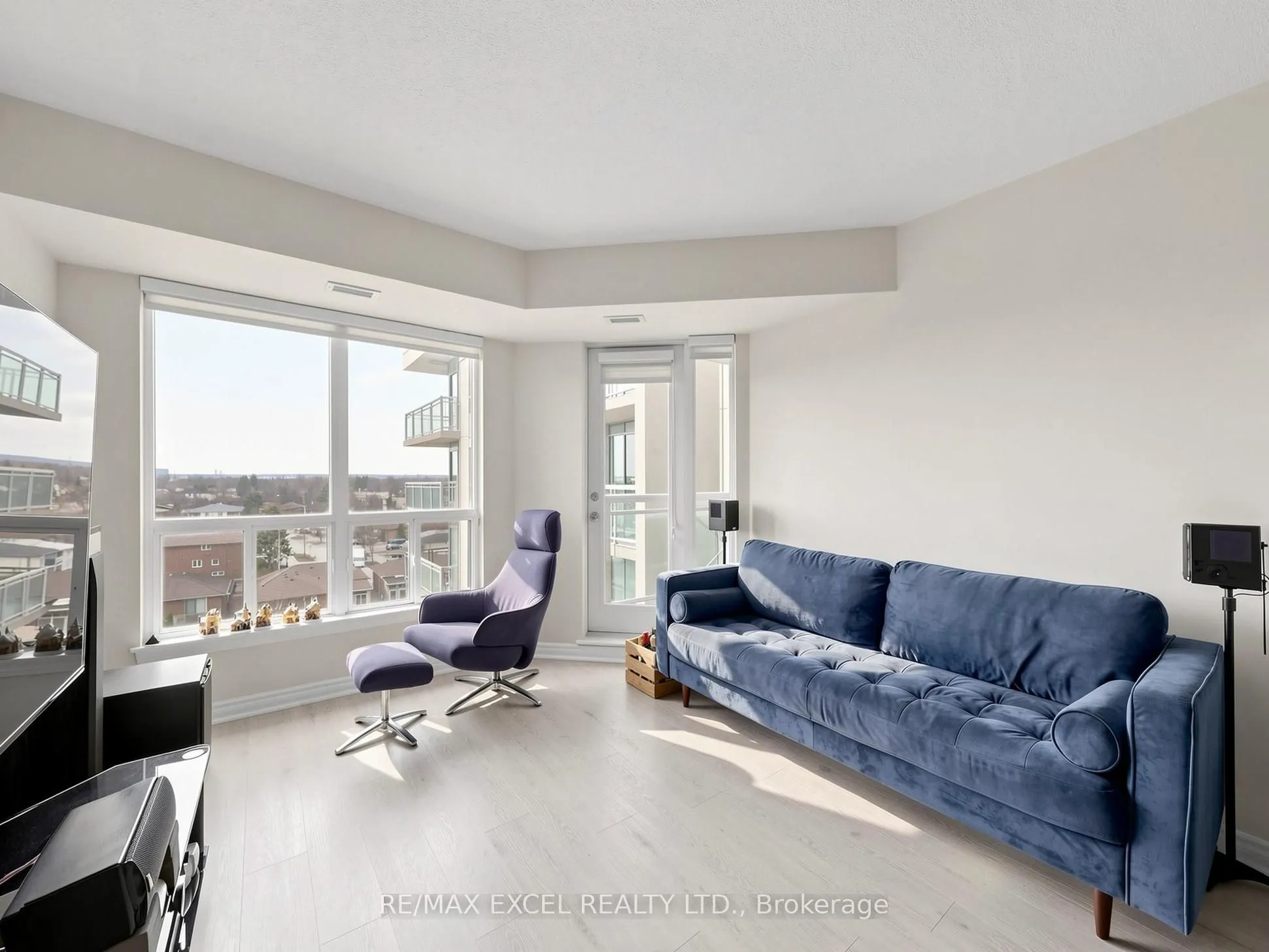 920 Sheppard Avenue W #711