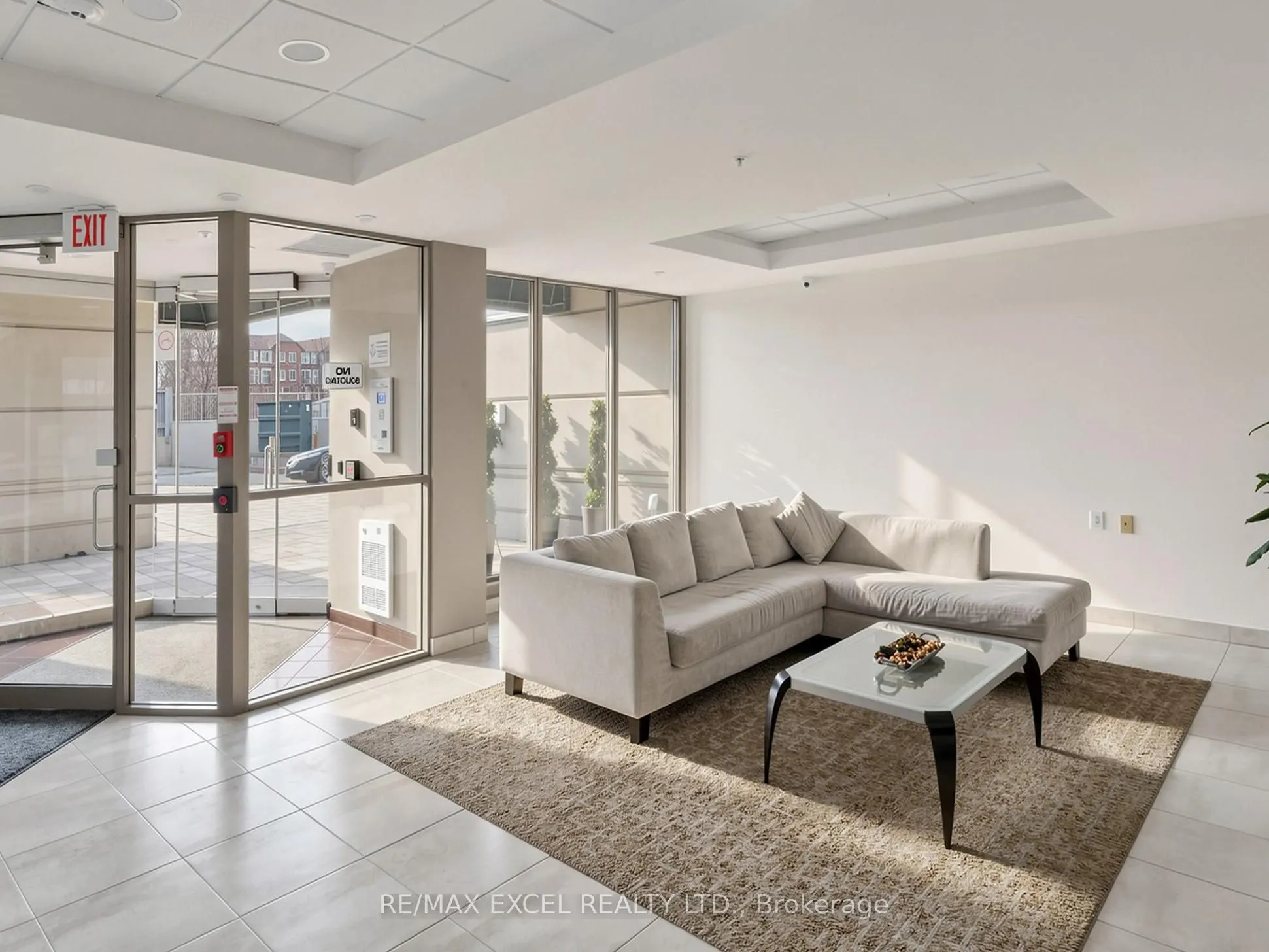 920 Sheppard Avenue W #711