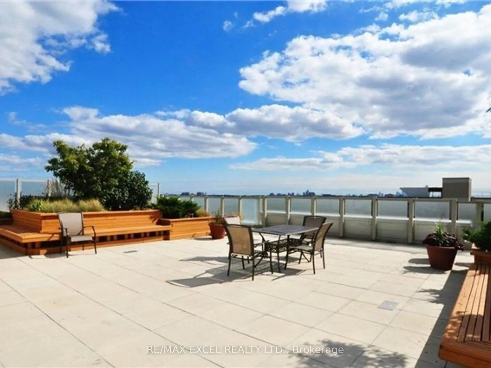 920 Sheppard Avenue W #711
