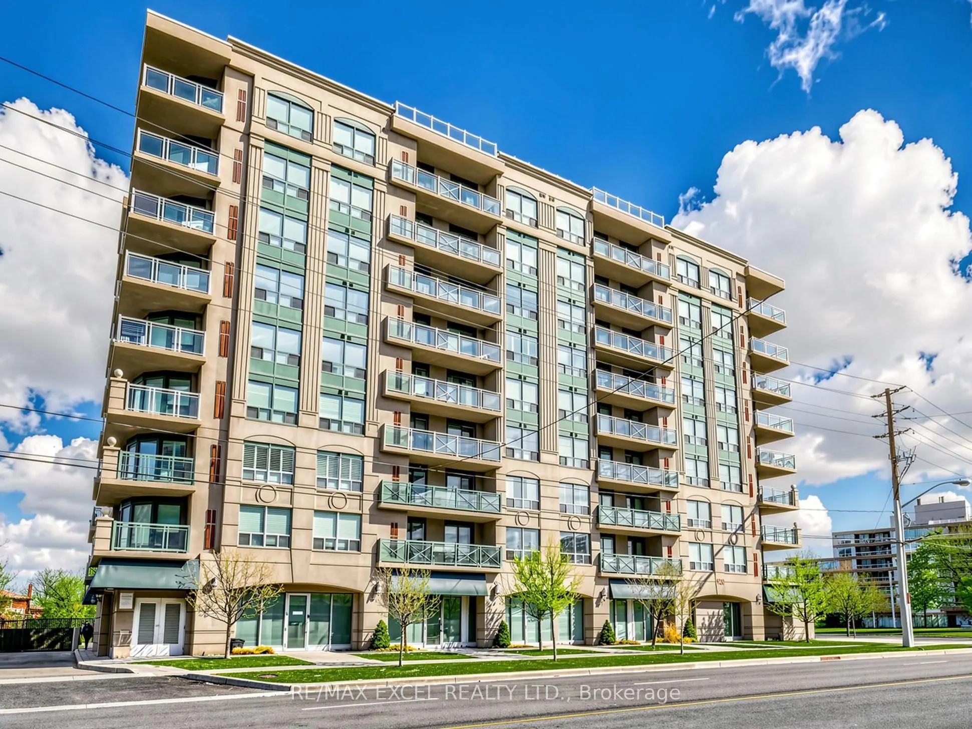 920 Sheppard Avenue W #711