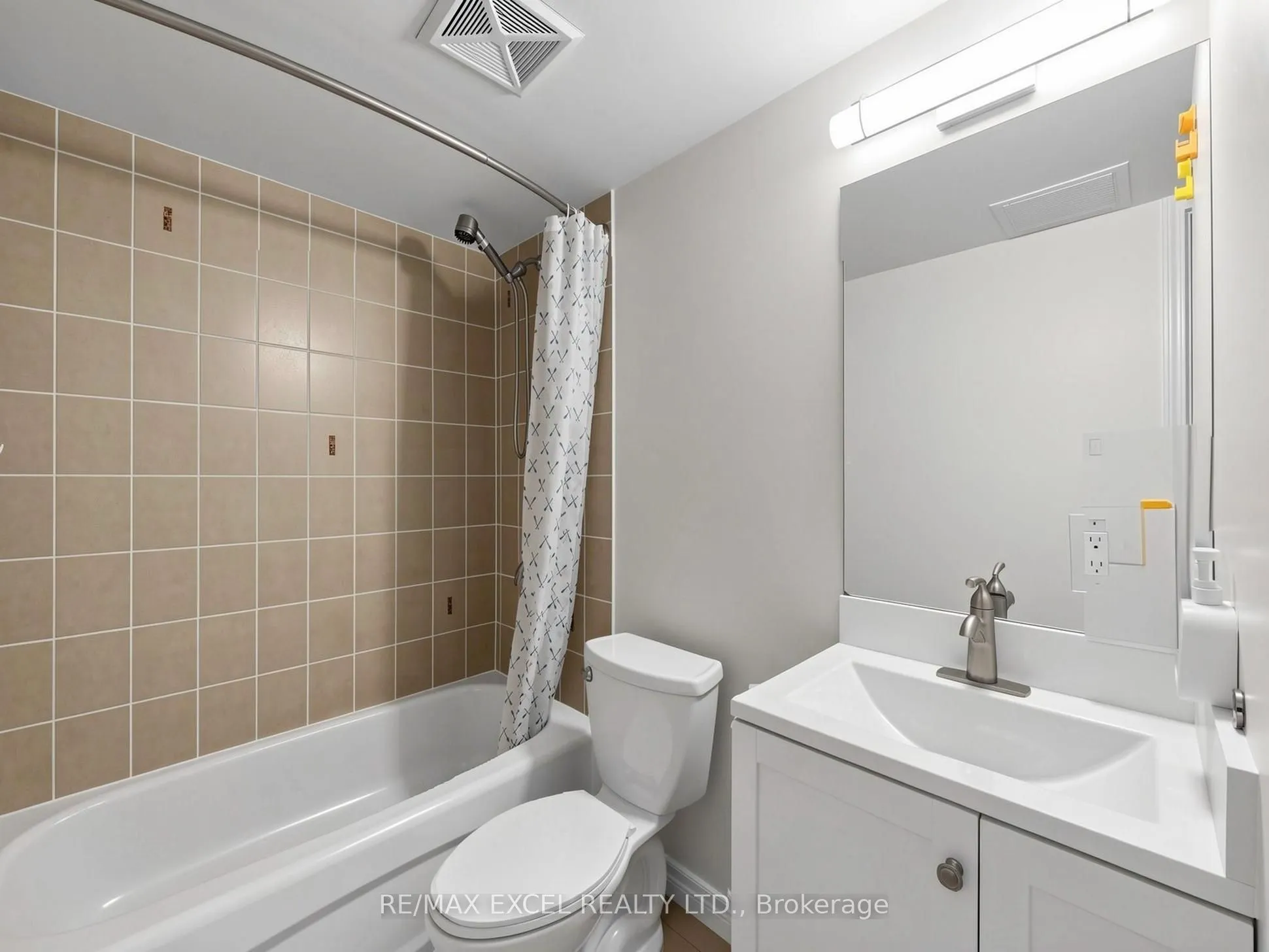 920 Sheppard Avenue W #711