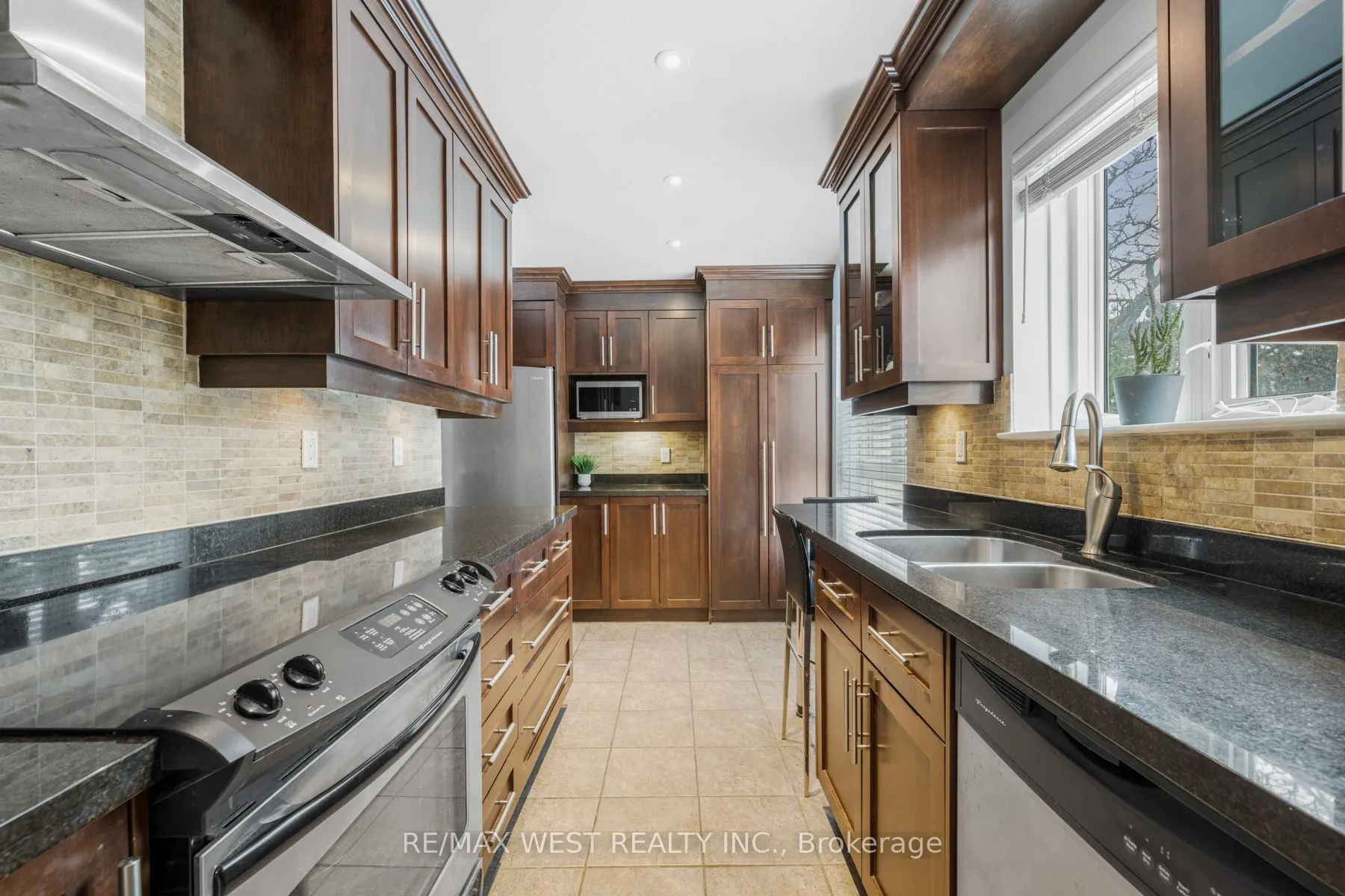 25 Proudbank Millway #49