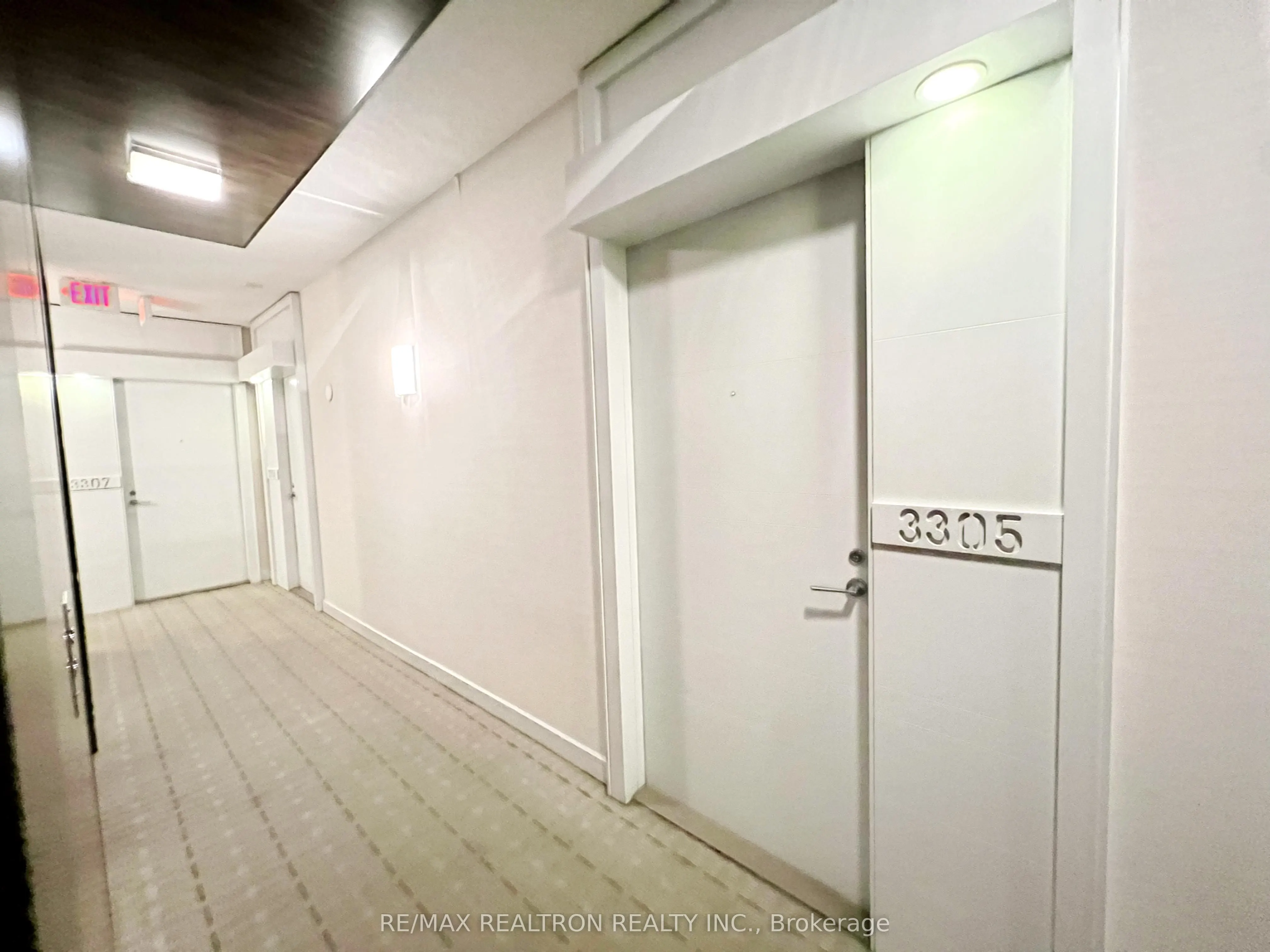 38 Grenville Street #3305
