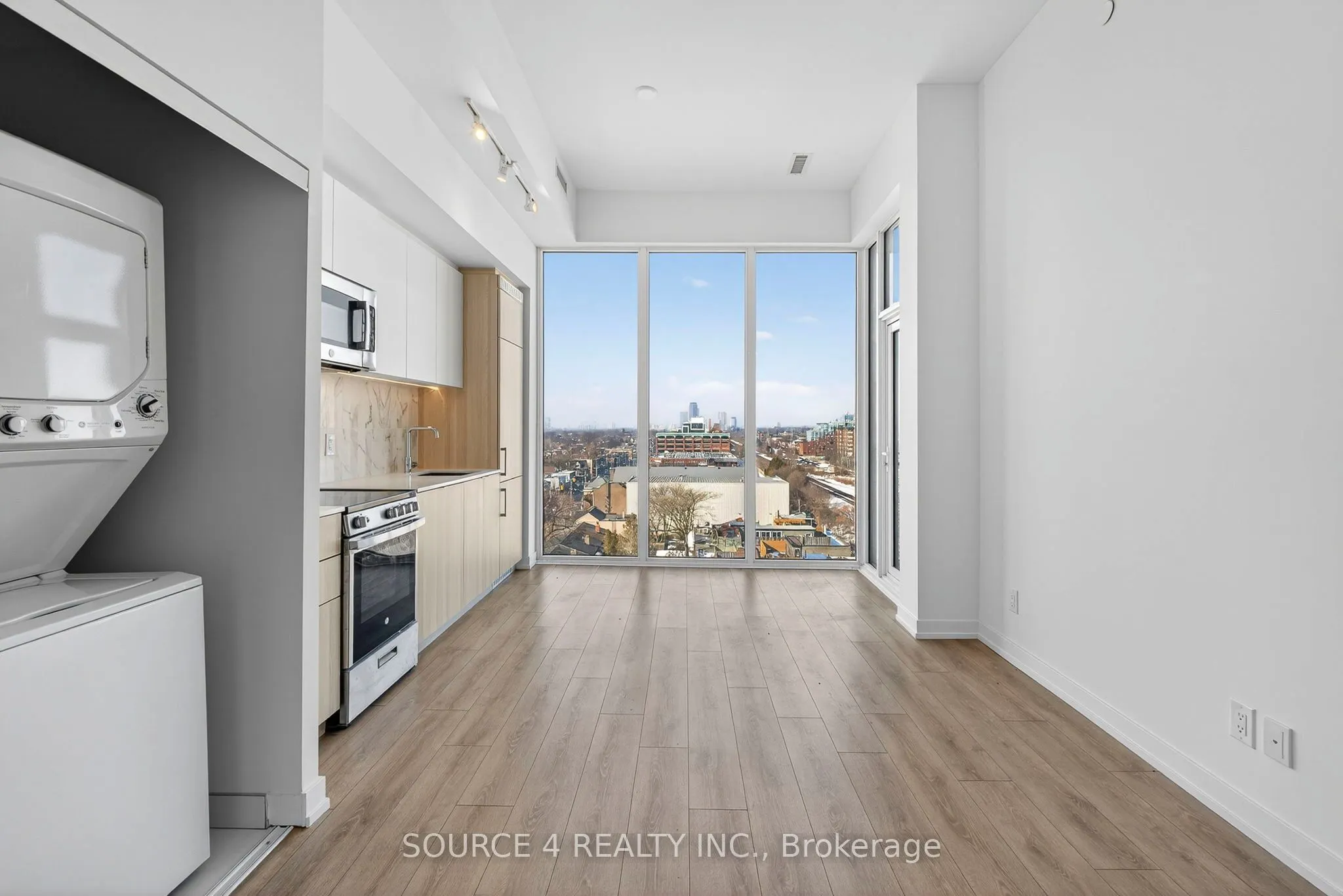 500 Dupont Street #805