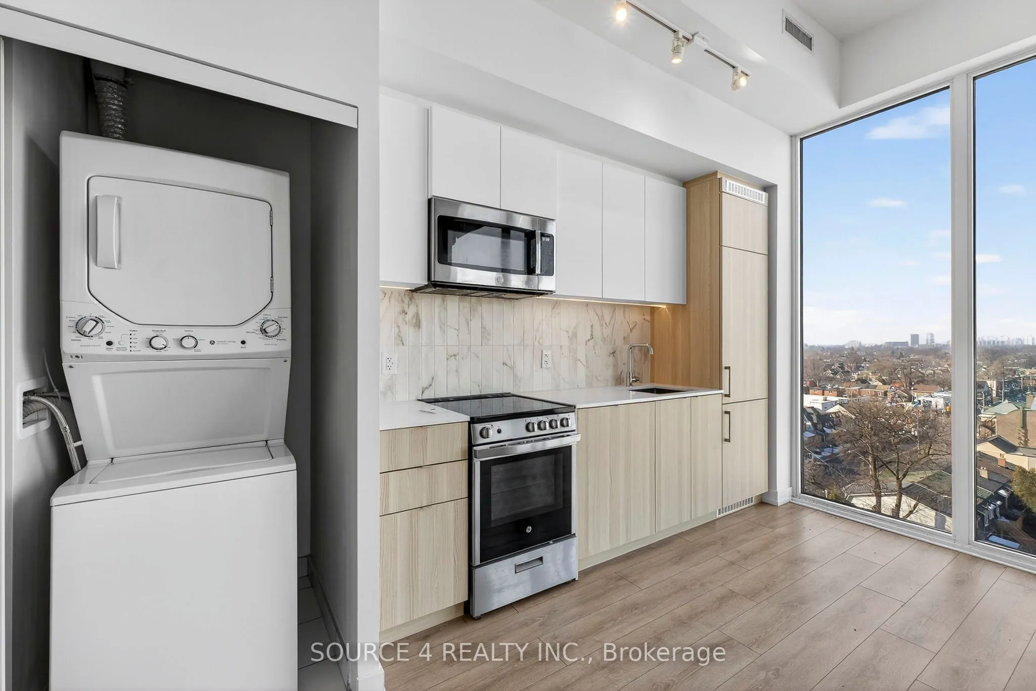 500 Dupont Street #805
