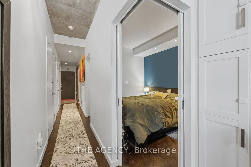 218 Queens Quay Boulevard W #2103