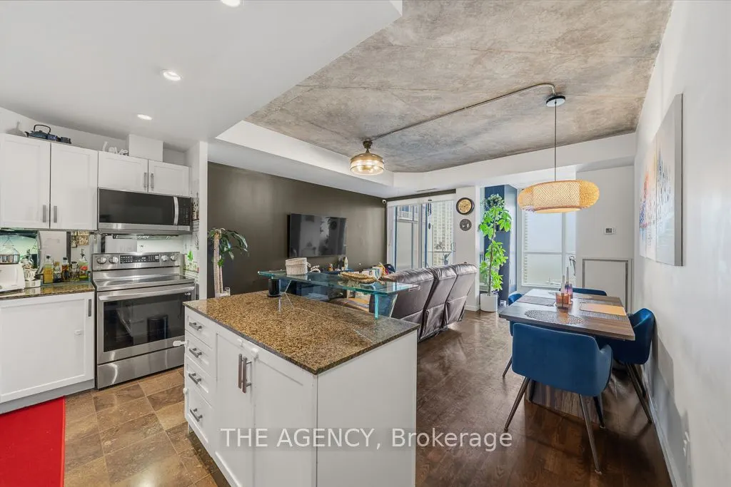 218 Queens Quay Boulevard W #2103