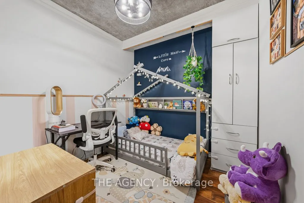 218 Queens Quay Boulevard W #2103
