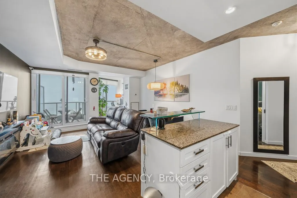 218 Queens Quay Boulevard W #2103