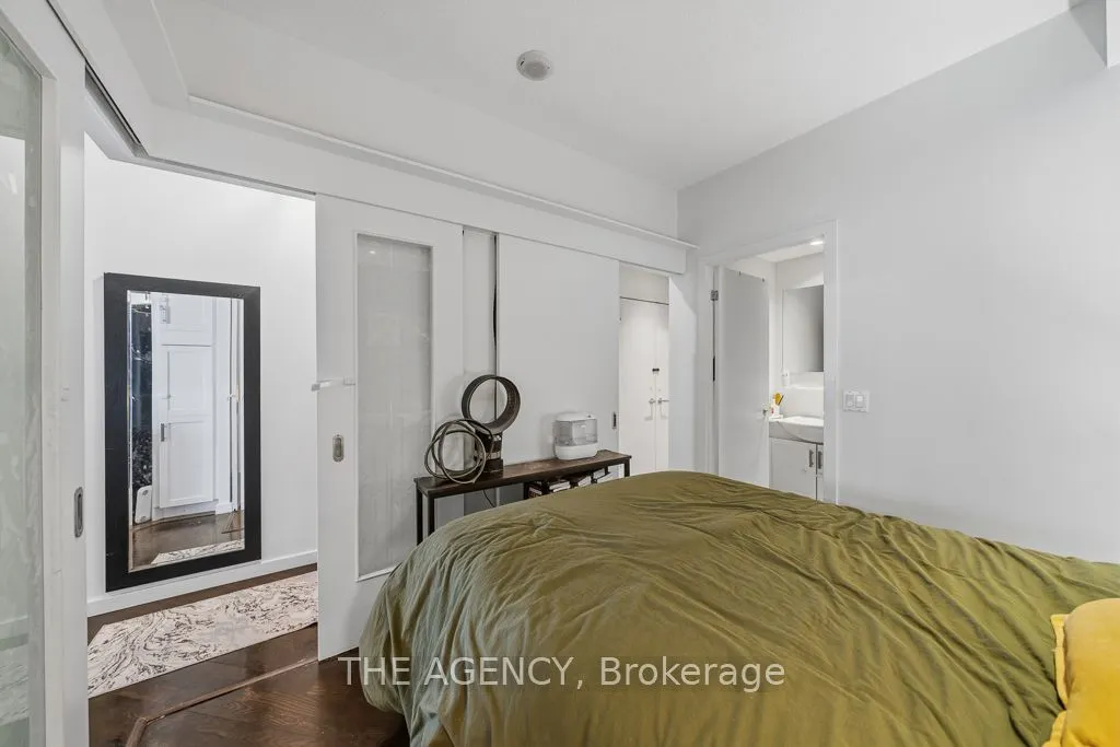 218 Queens Quay Boulevard W #2103