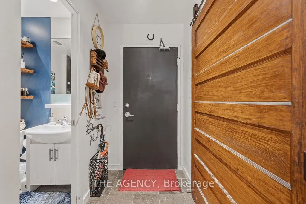 218 Queens Quay Boulevard W #2103