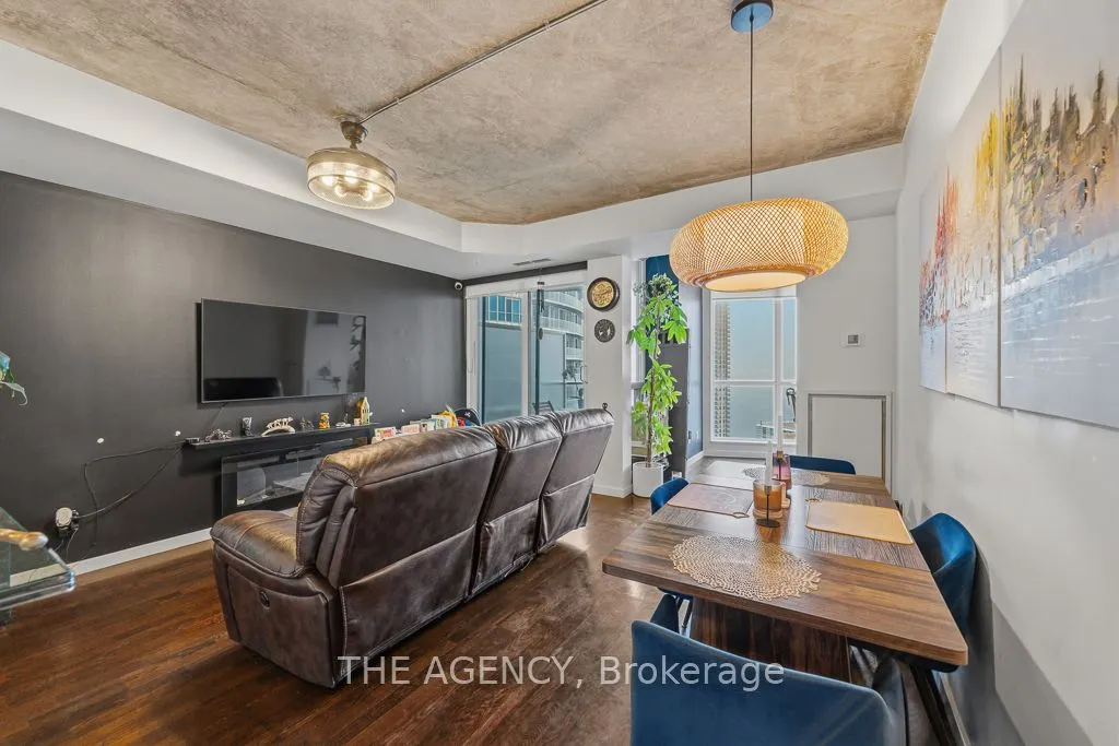 218 Queens Quay Boulevard W #2103