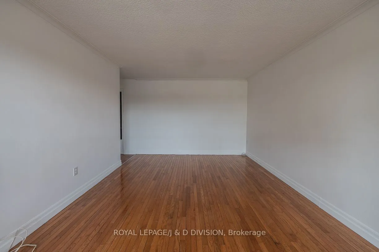 660 Eglinton Avenue W #716