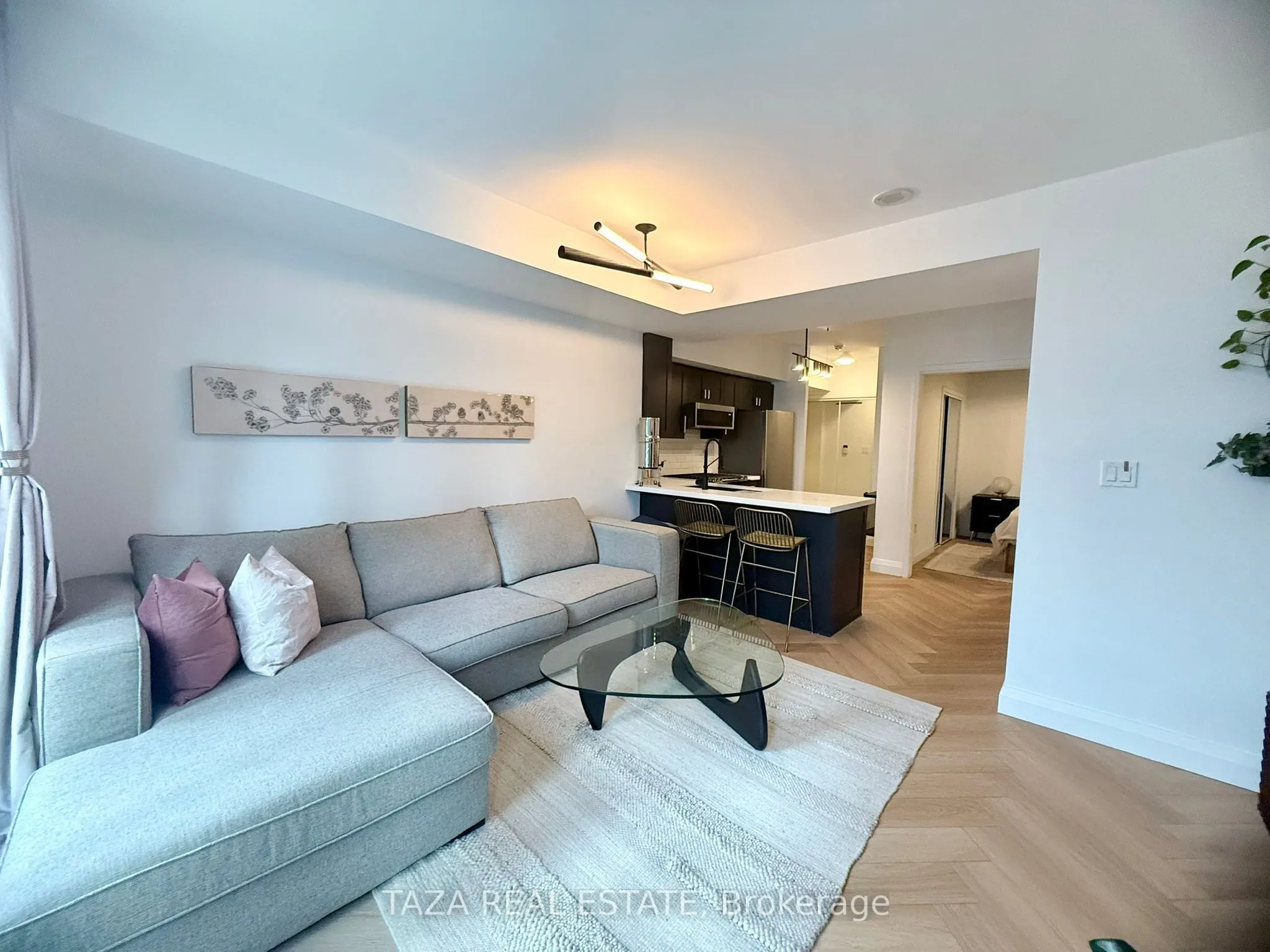 10 Navy Wharf Court #1705