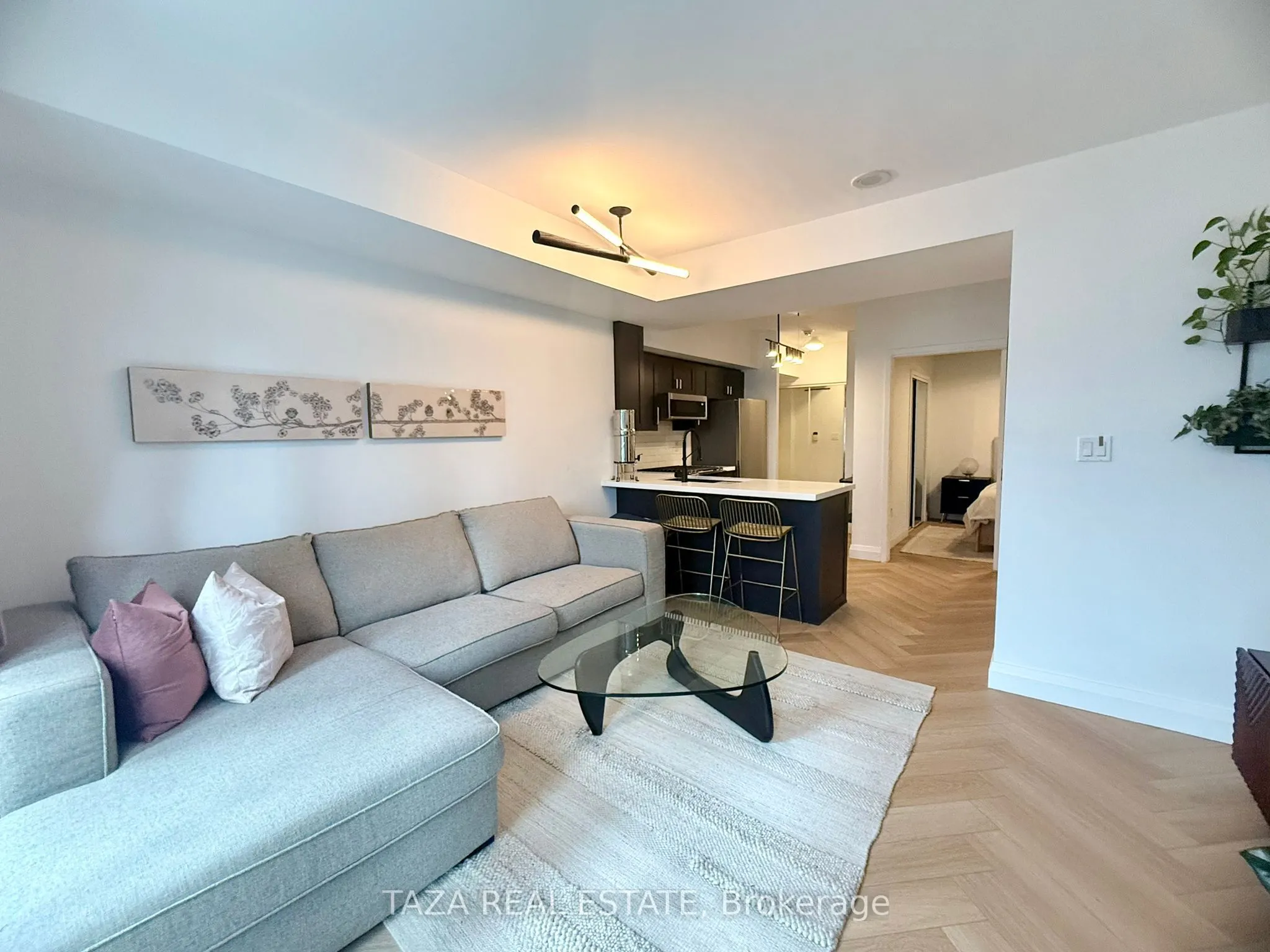10 Navy Wharf Court #1705