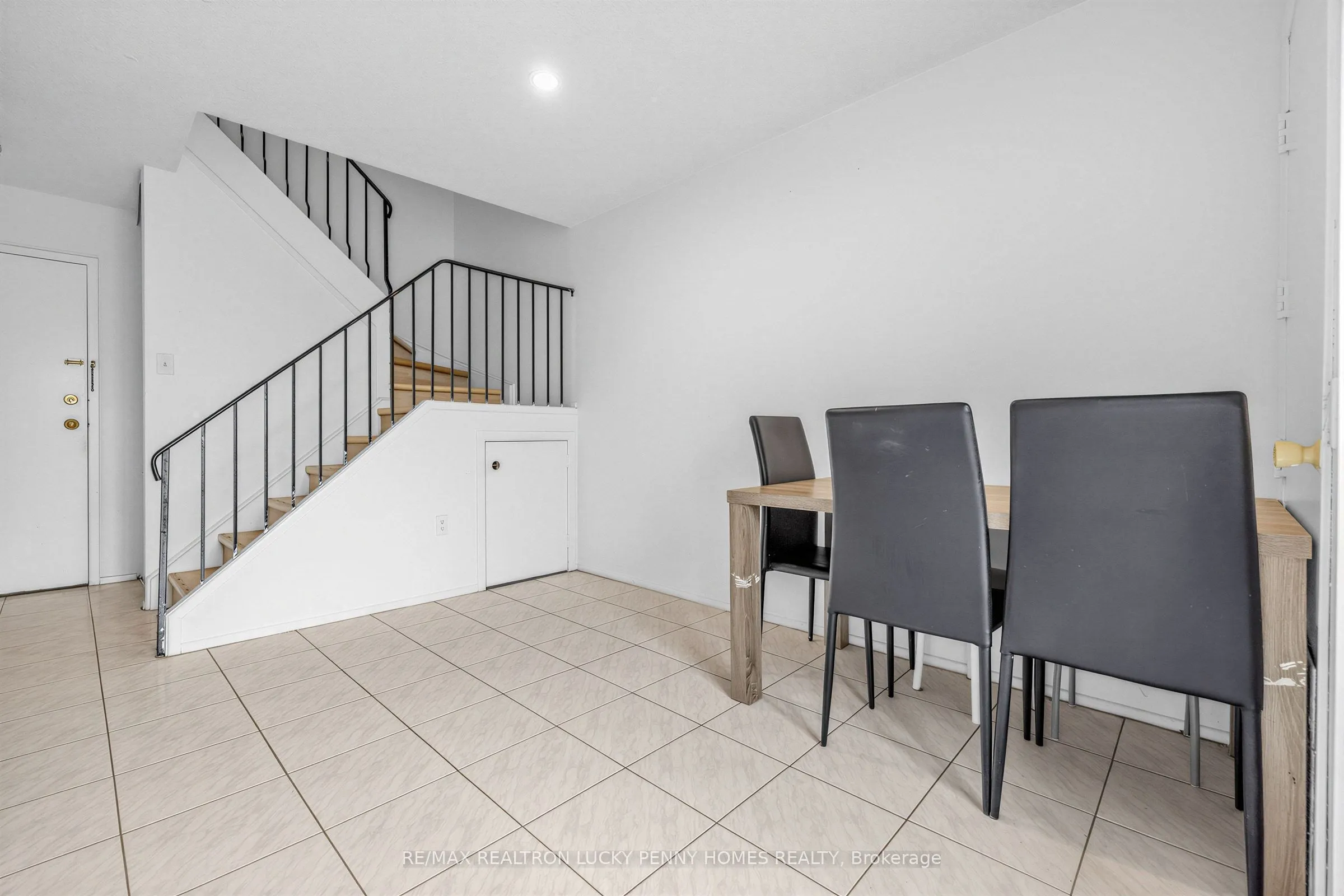 165 Cherokee Boulevard #229