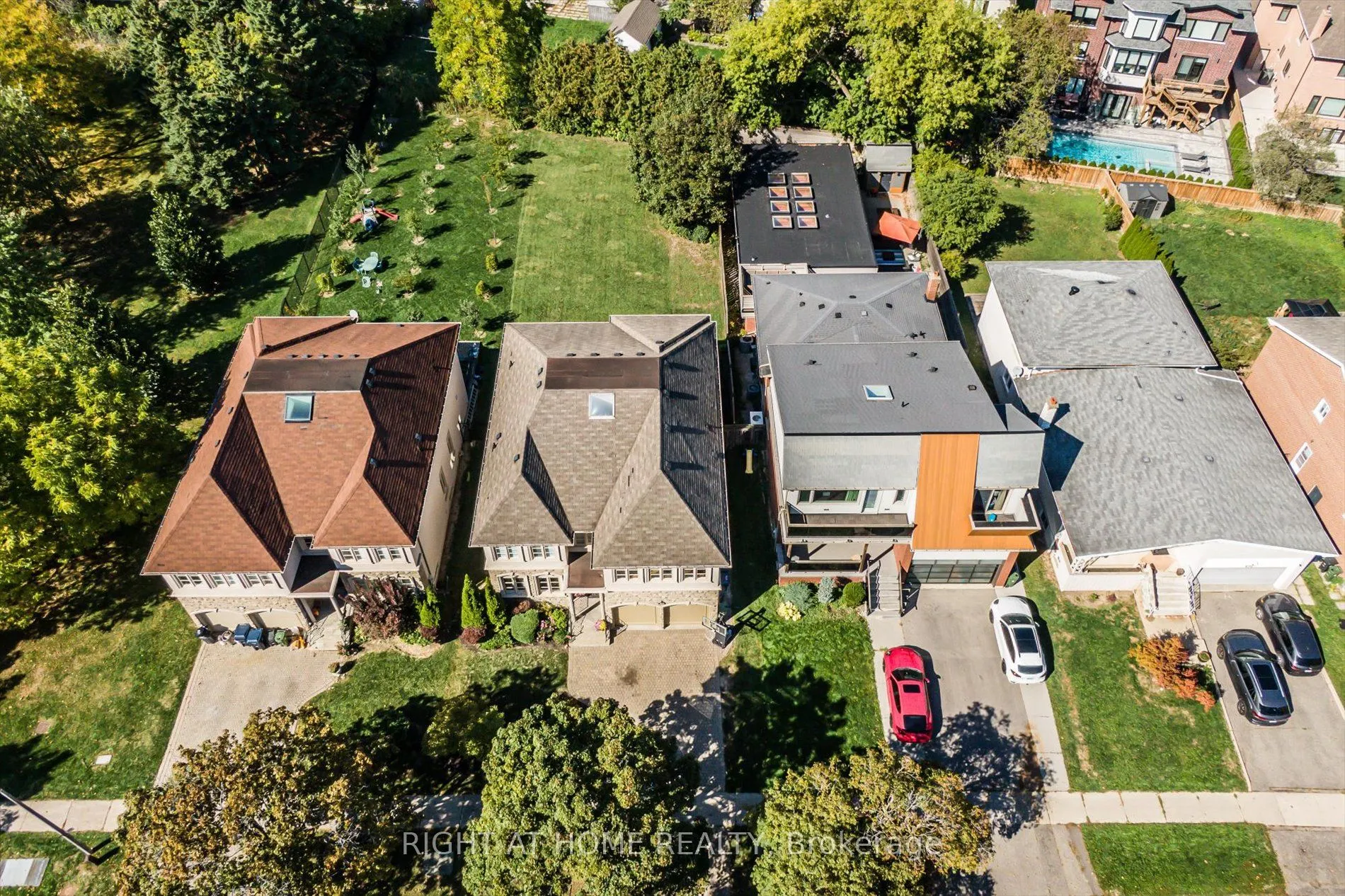 154 Charlton Boulevard