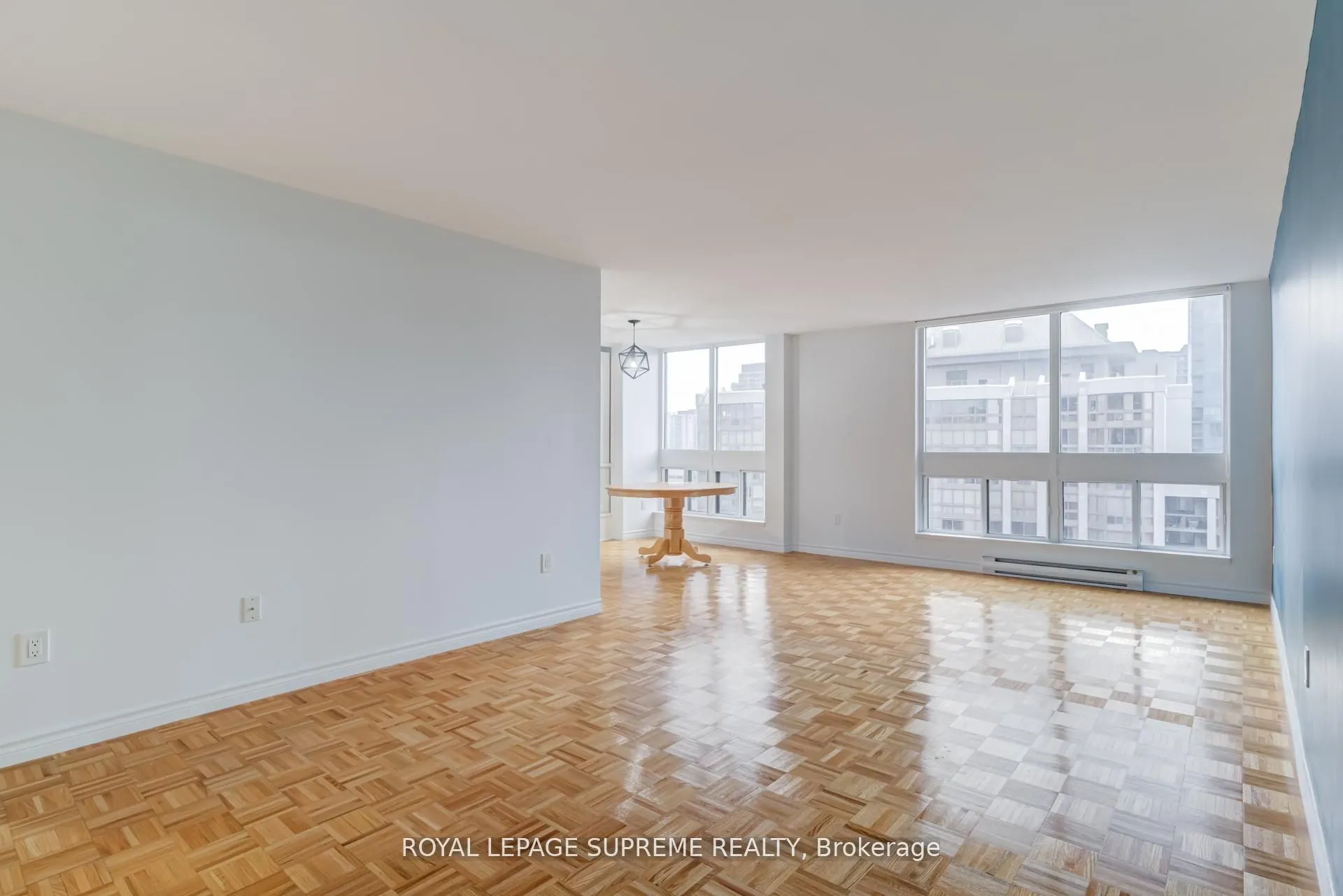 5 Kenneth Avenue #1804