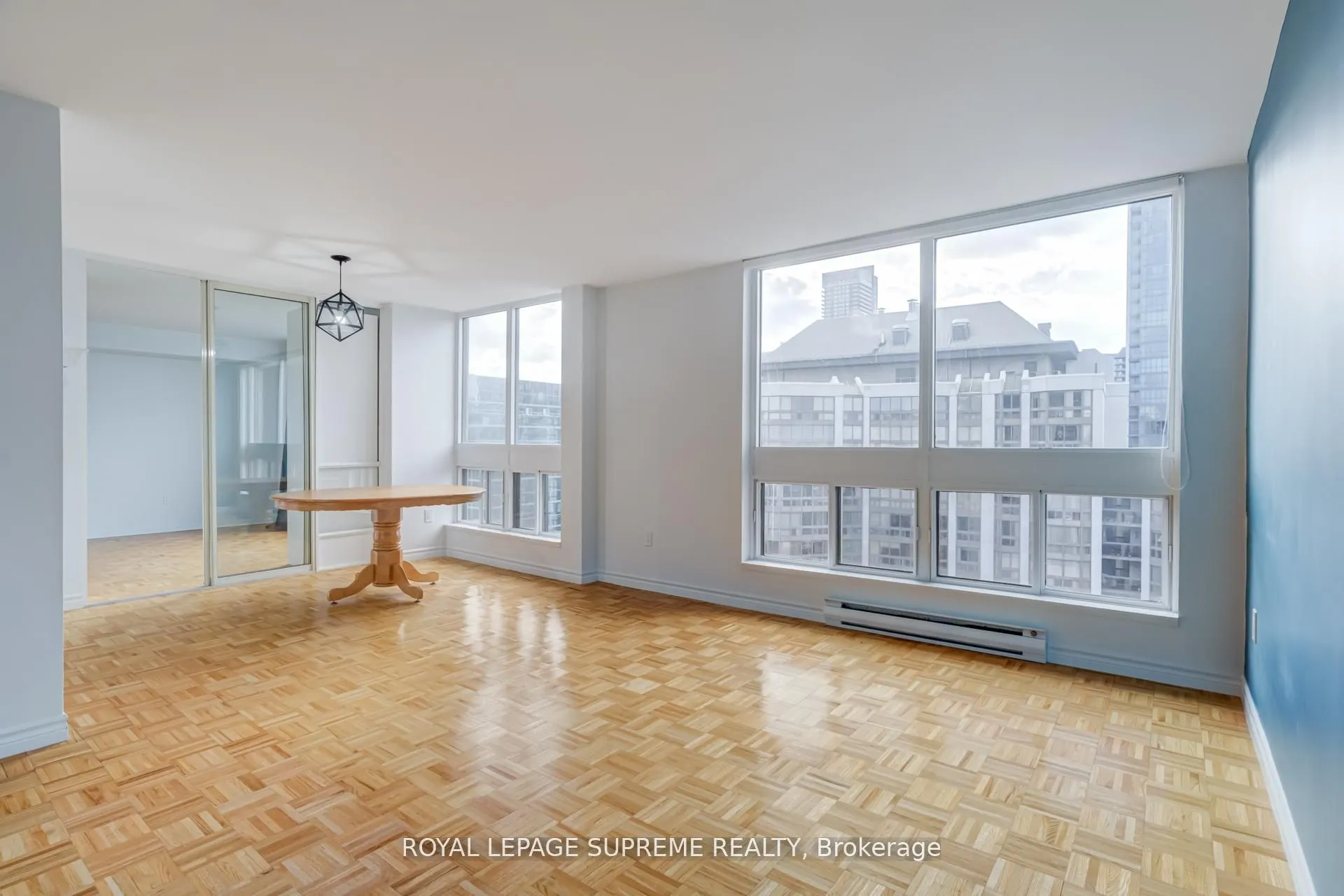 5 Kenneth Avenue #1804