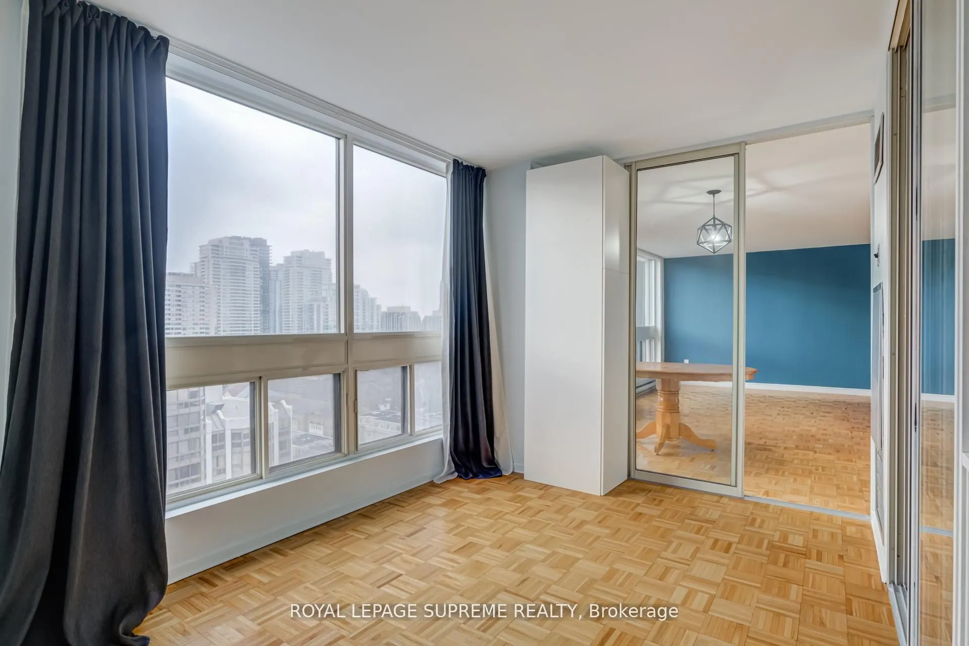 5 Kenneth Avenue #1804