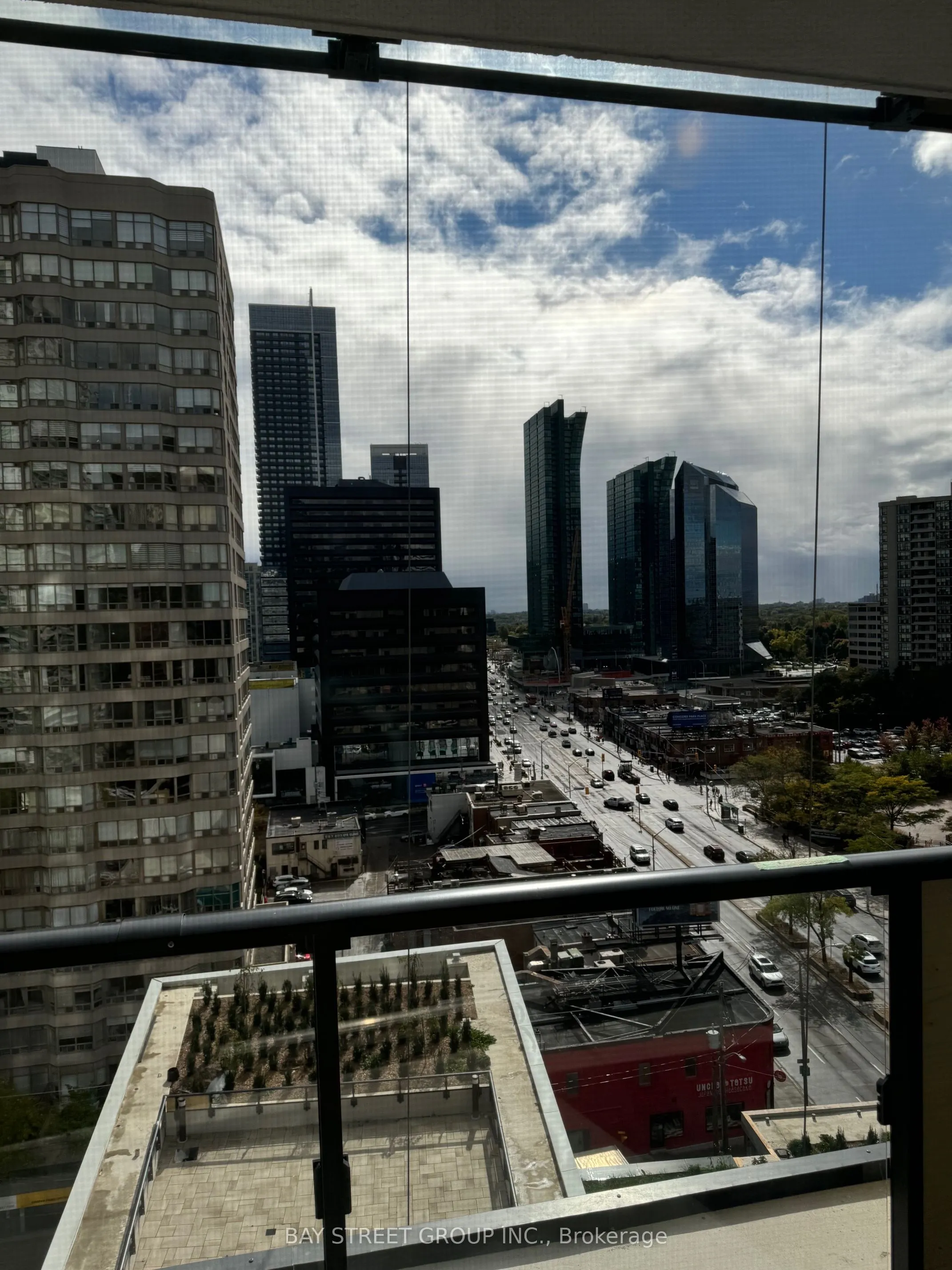 4955 Yonge Street #1006