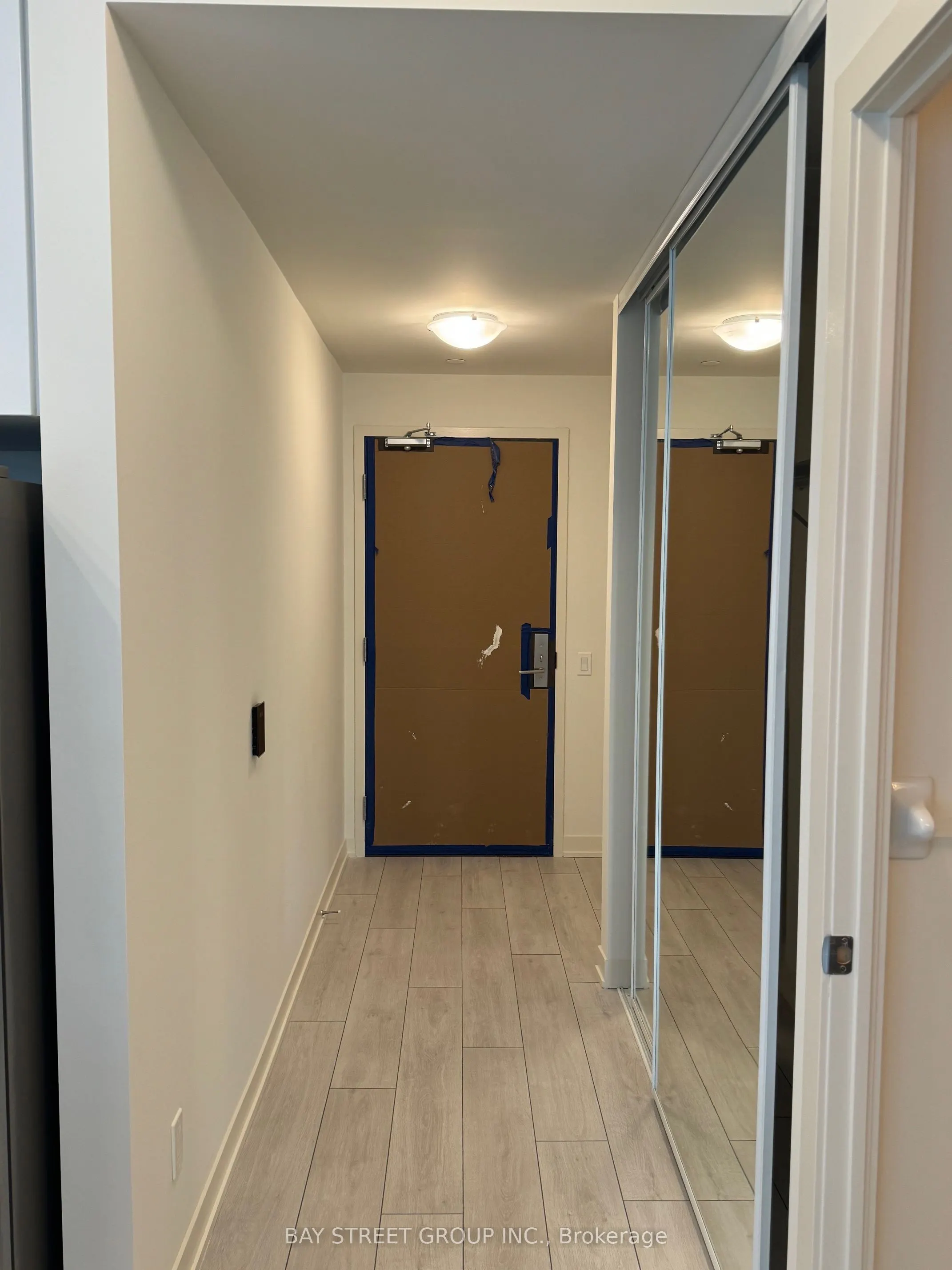 4955 Yonge Street #1006