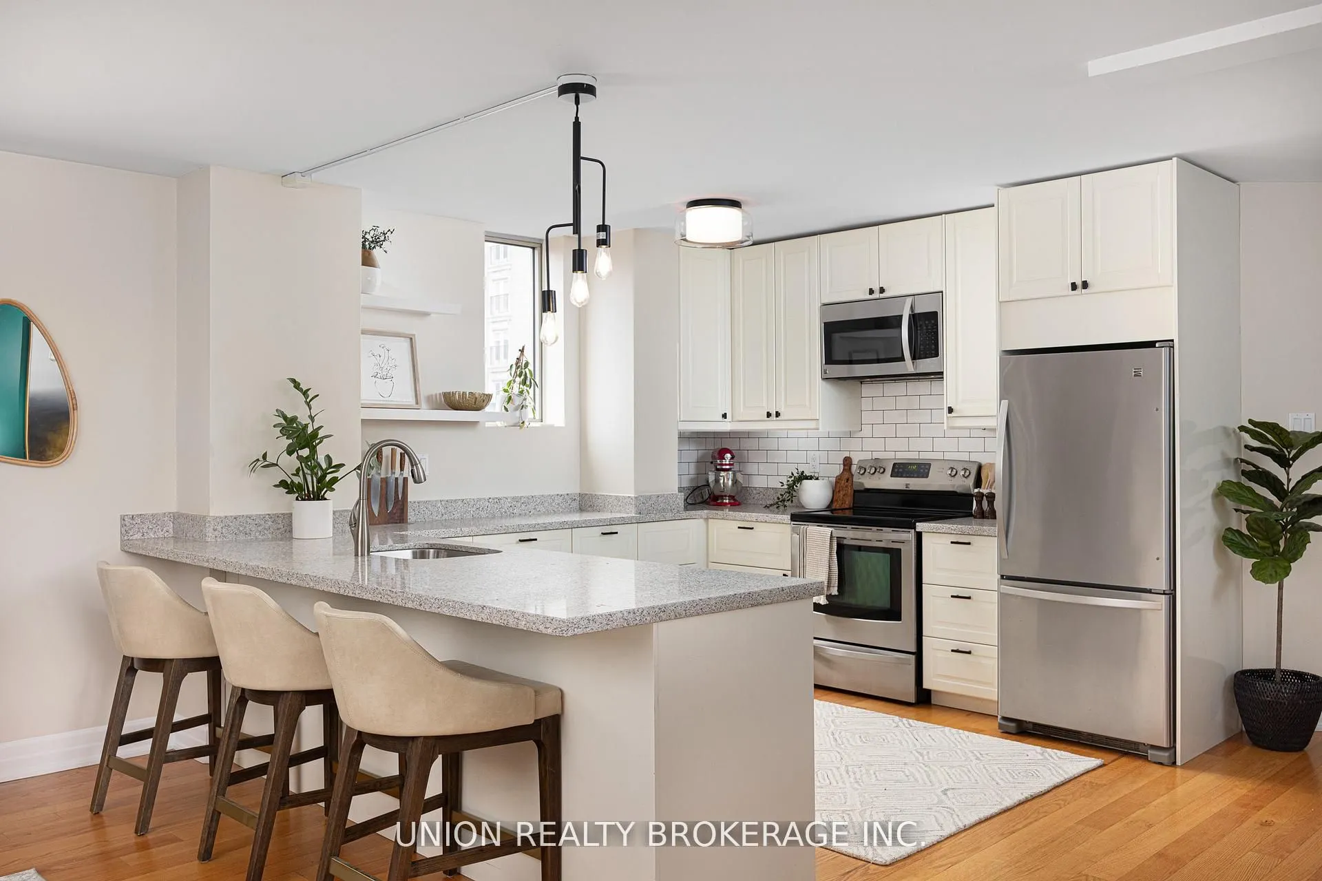 95 Lombard Street #505